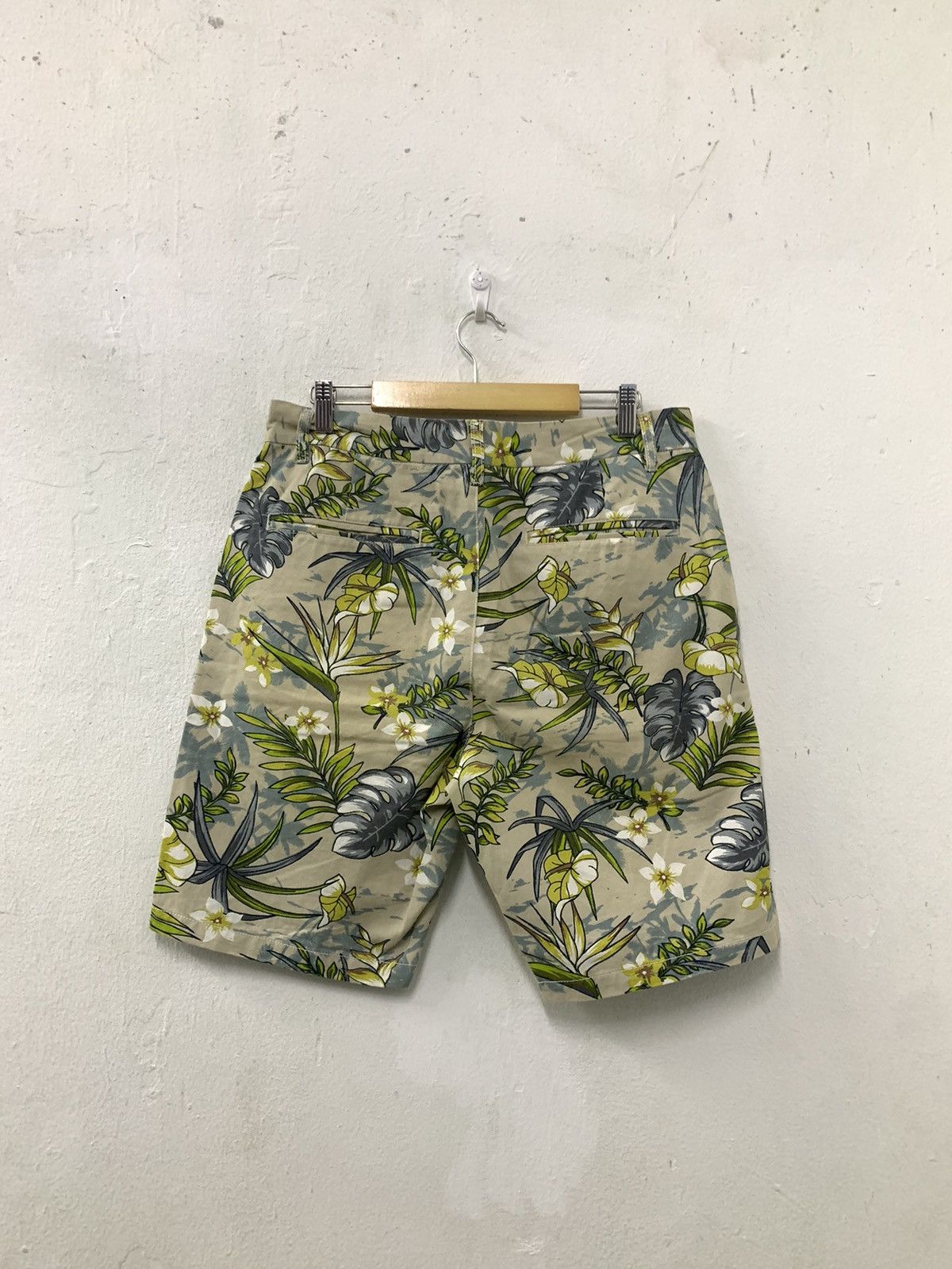 Stussy × Vintage Stussy Floral Casual Short Pants Size US 30 / EU 46 - 2 Thumbnail