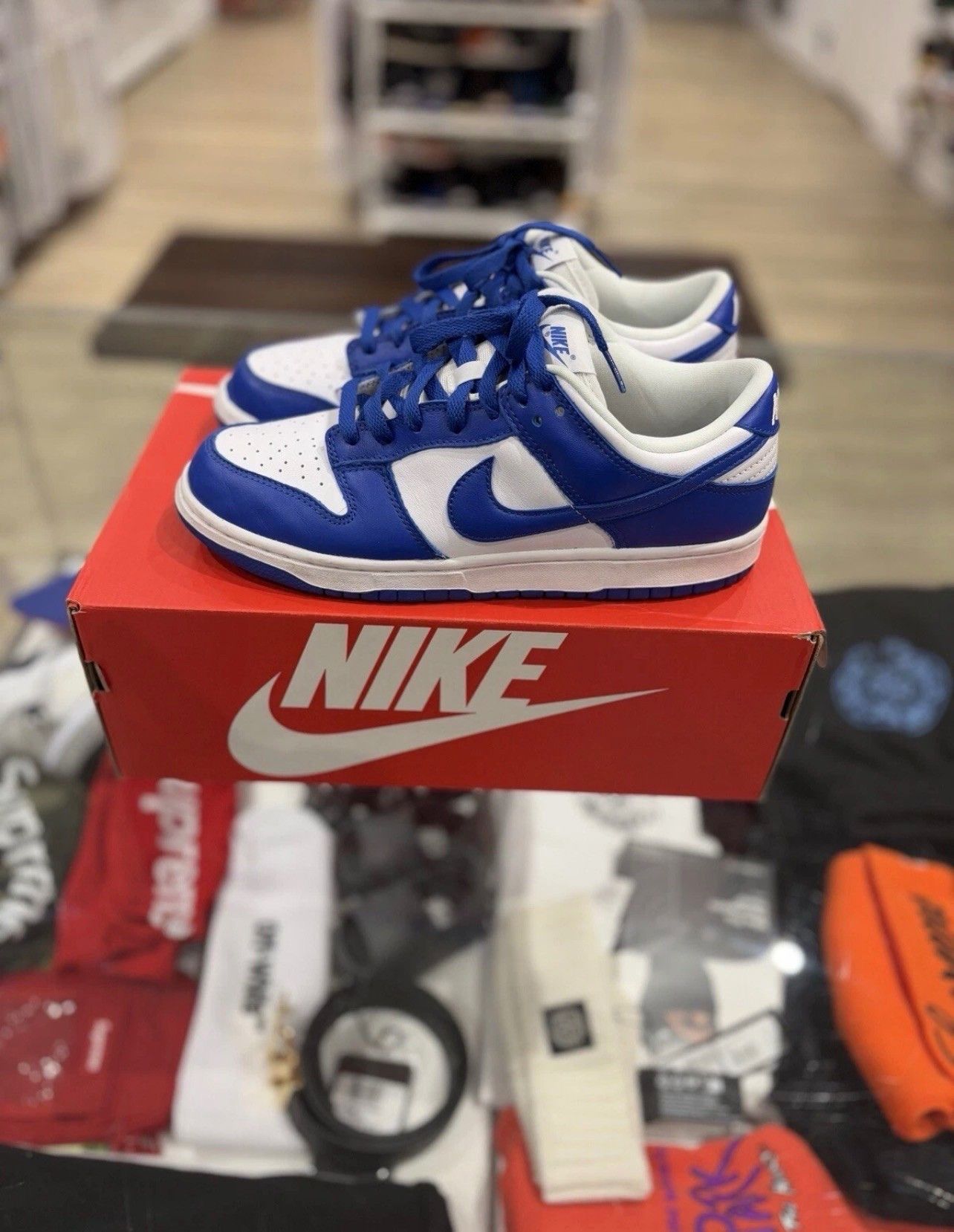 Nike Nike Dunk Low SP Kentucky Size US 8.5 / EU 41-42 - 3 Thumbnail