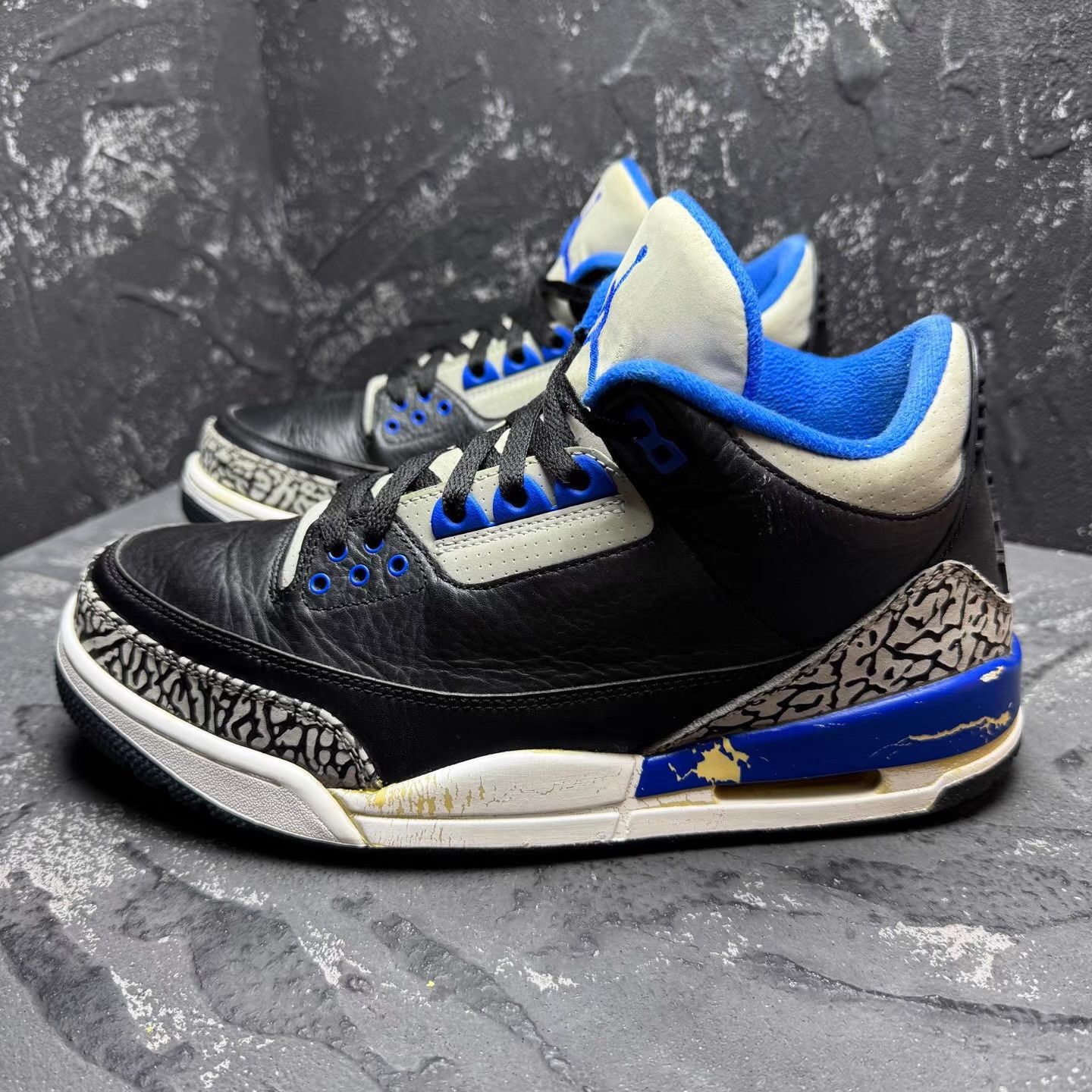 Nike Air Jordan 3 Black & Blue Cement (2013) Q10 Size US 8.5 / EU 41-42 - 7 Thumbnail