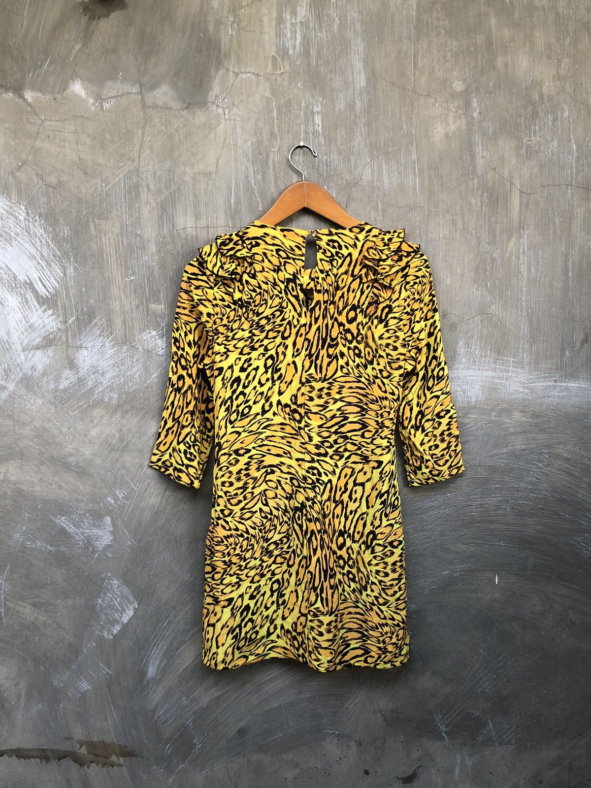Juicy Couture × Vintage Y2K💥 Juicy Couture Tiger Patern Midi Dress Size S / US 4 / IT 40 - 9 Thumbnail