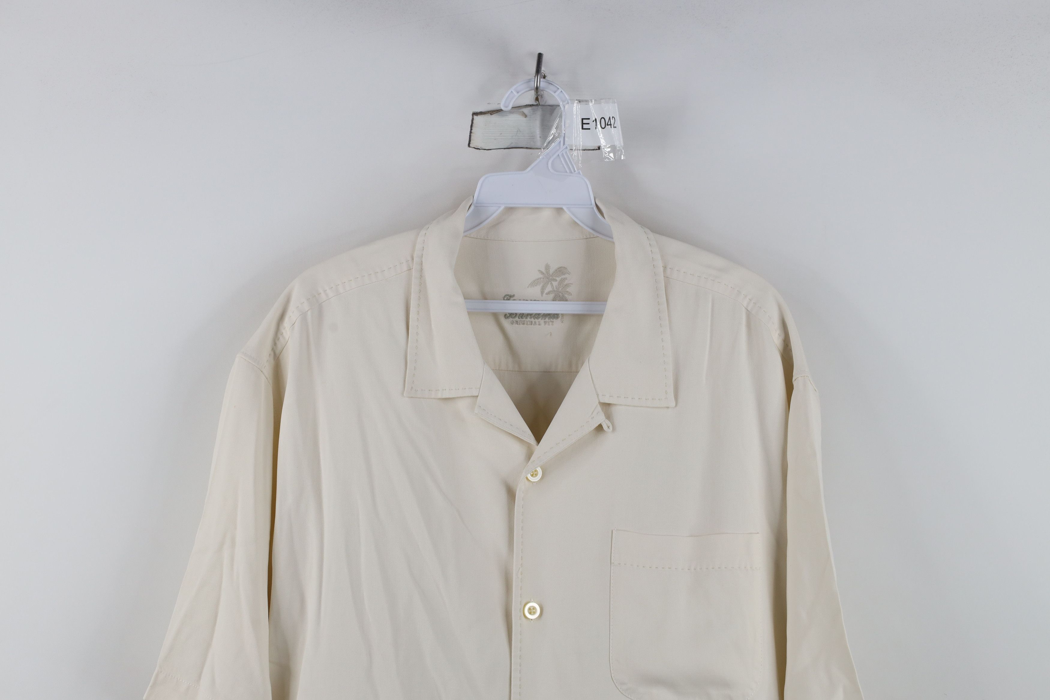 Tommy Bahama Vintage Tommy Bahama Fit Looped Collar Silk Button Shirt Size US L / EU 52-54 / 3 - 2 Thumbnail