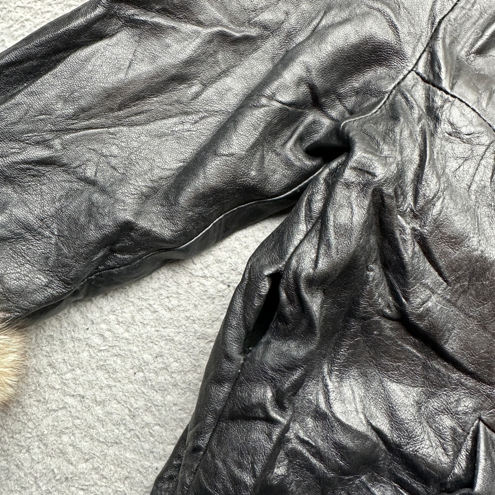 Vintage Vintage 60s 70s Black Leather Fox Fur Swing Coat Womens Size L / US 10 / IT 46 - 11 Thumbnail