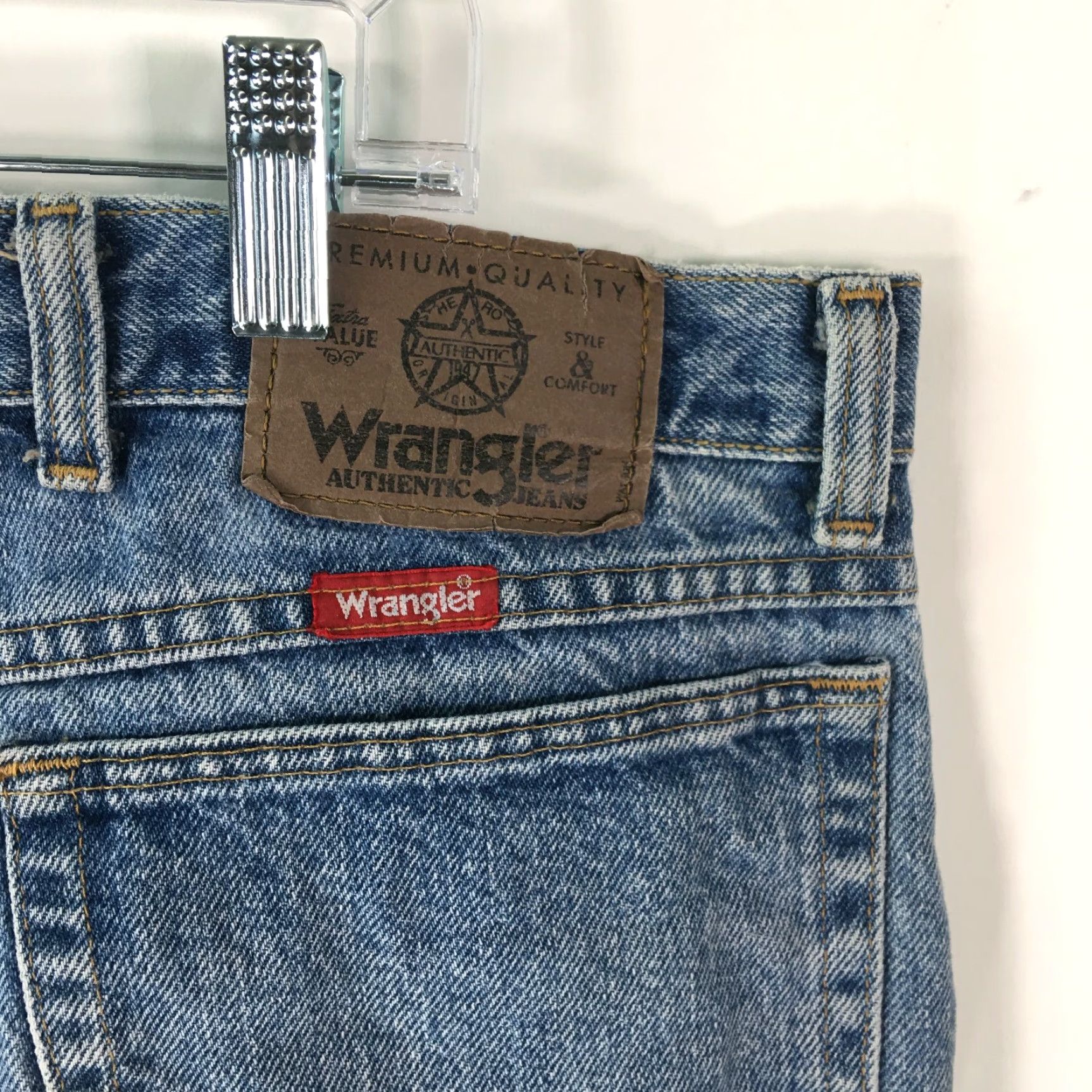 Wrangler Wrangler Womens Denim Shorts Casual Blue Distressed Faded Cutoff Size 42 Size 28" / US 6 / IT 42 - 3 Thumbnail