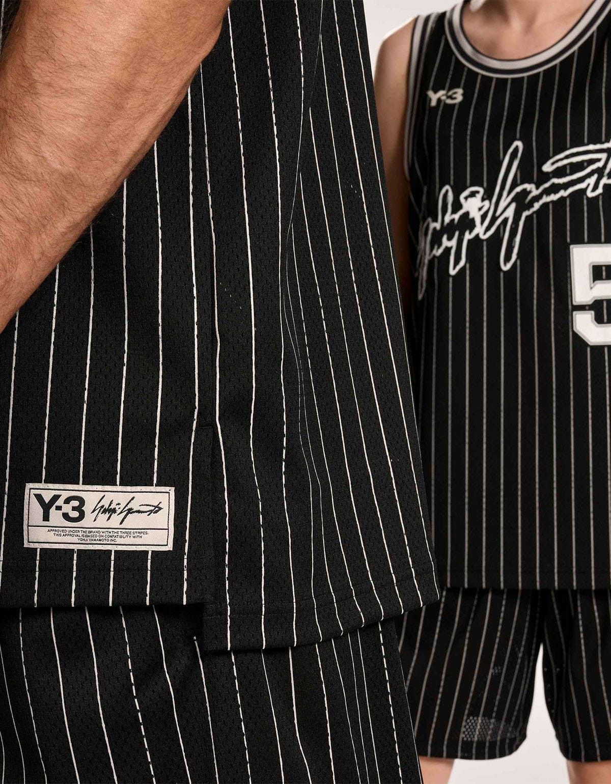 Y-3 Y-3 Black Elite 5 AE Basketball Jersey Size US M / EU 48-50 / 2 - 6 Thumbnail