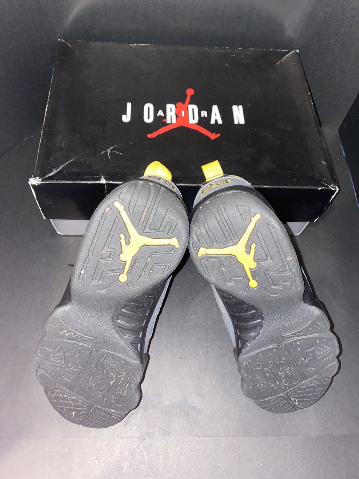 Jordan Brand Air Jordan 9 Retro University Gold/Grey Size 9.5 With Box Size US 9.5 / EU 42-43 - 8 Thumbnail