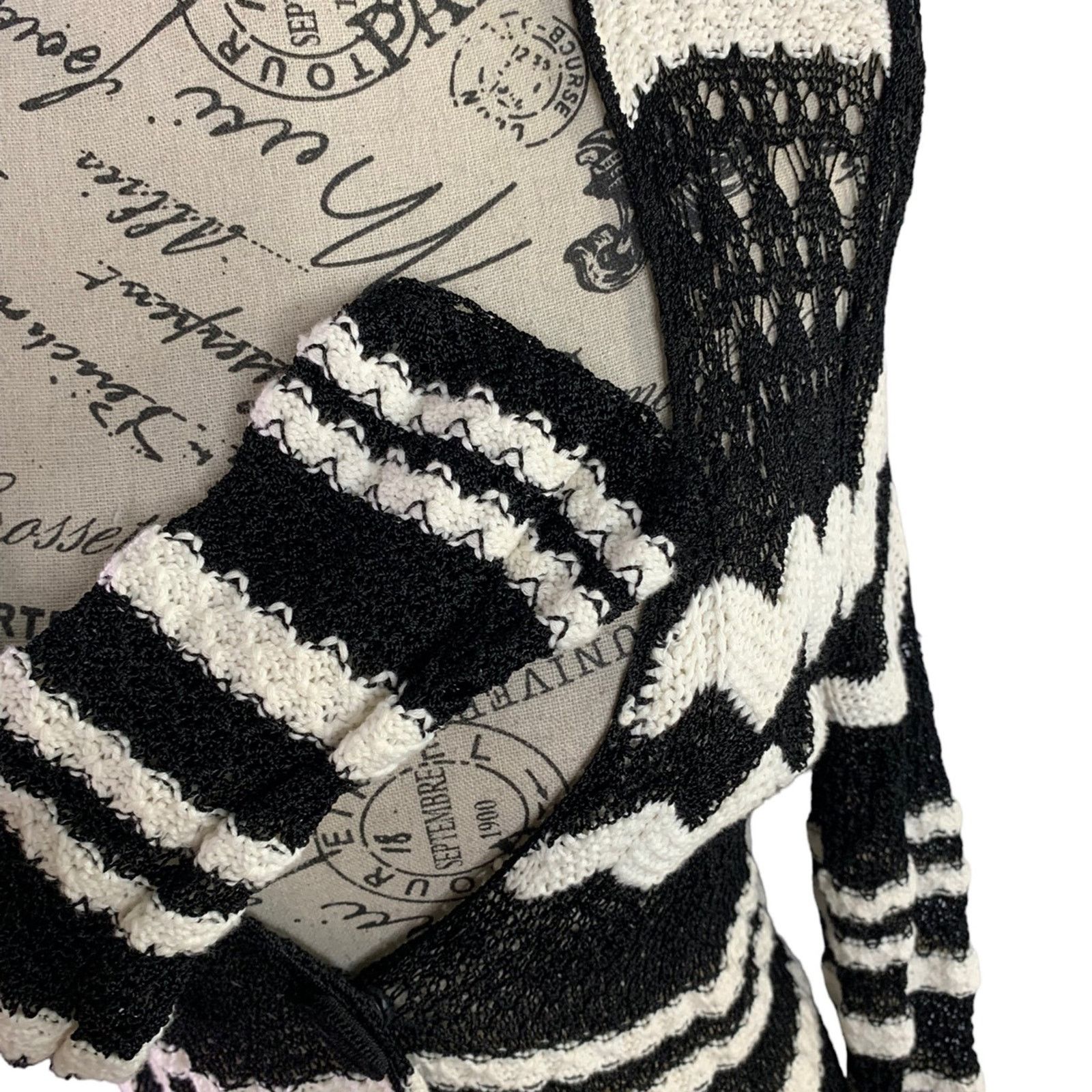 Chicos Chico’s Long Knit Geometric Print Cardigan Sweater Size XS Size XS / US 0-2 / IT 36-38 - 5 Thumbnail