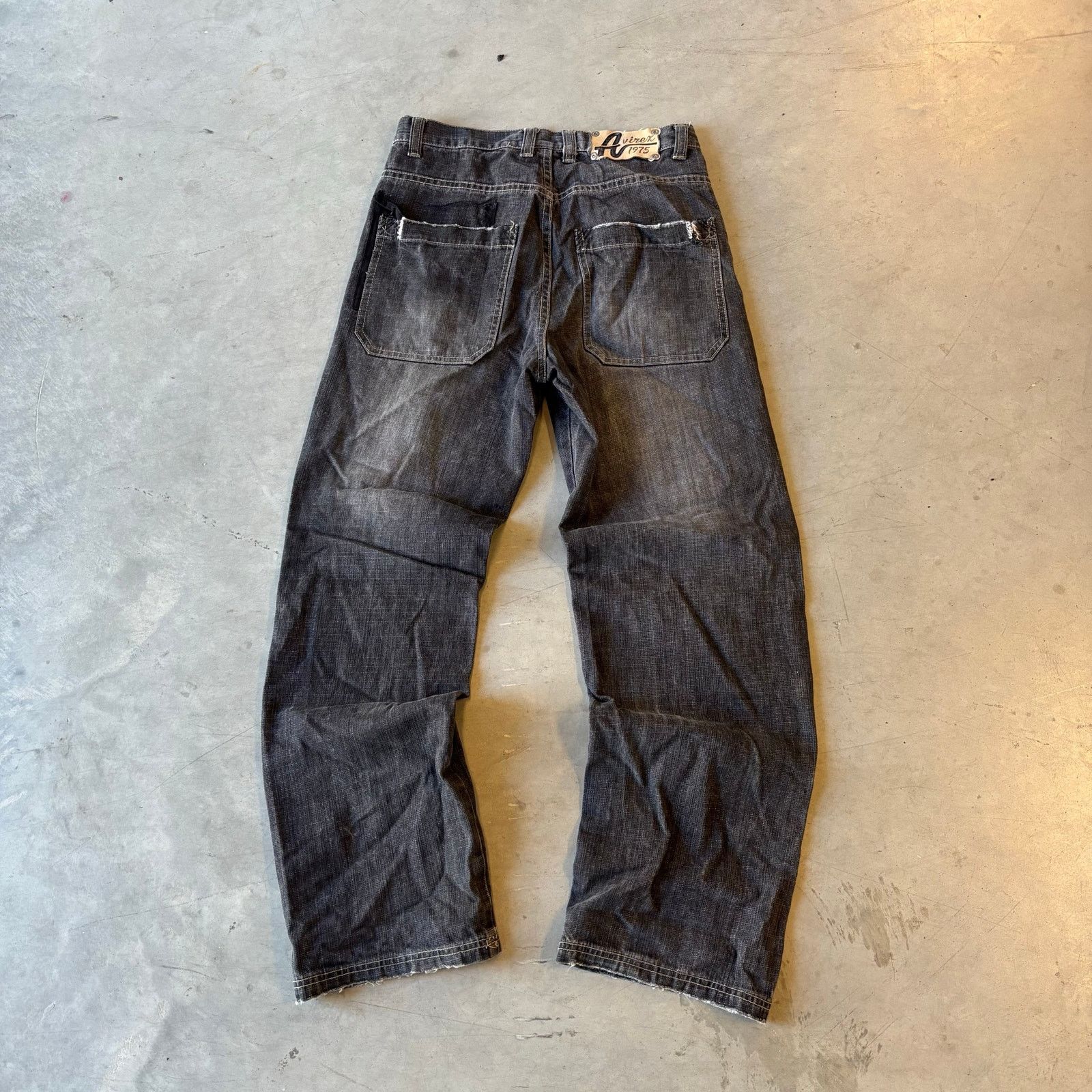 Avirex y2k avirex faded black distressed baggy jeans Size US 28 / EU 44 - 2 Thumbnail