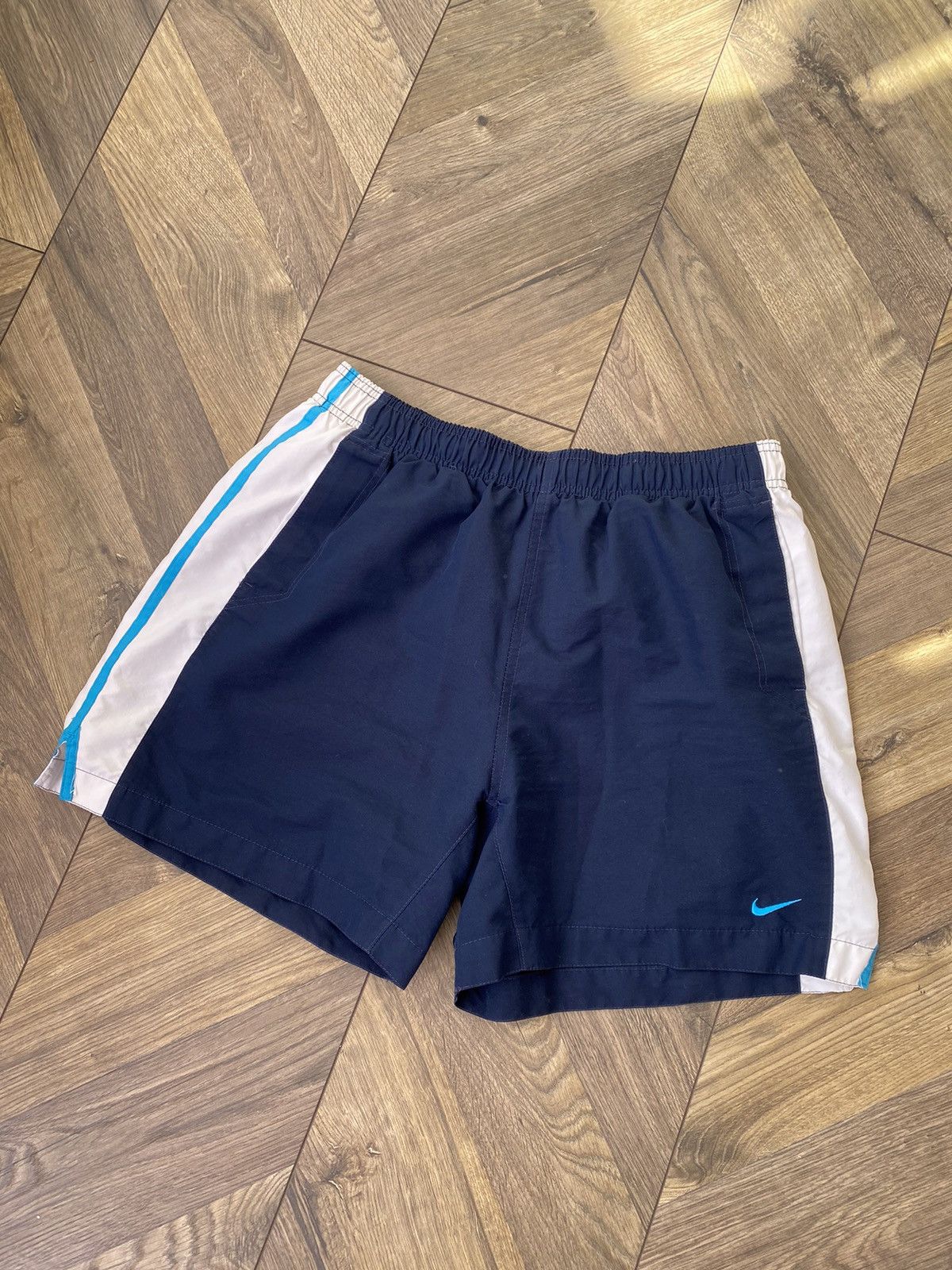 Nike × Vintage Vintage Nike Shorts Size US 33 - 3 Thumbnail