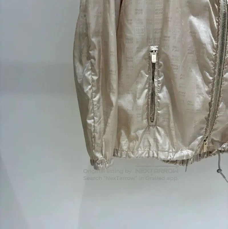 Miu Miu Miu Miu Women's Spring Fall Gold Nylon Jacket . Size S / US 4 / IT 40 - 4 Thumbnail