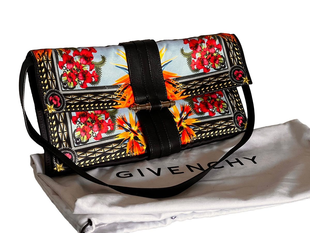 Givenchy Givenchy Birds of Paradise Clutch Bag Size ONE SIZE - 1 Thumbnail