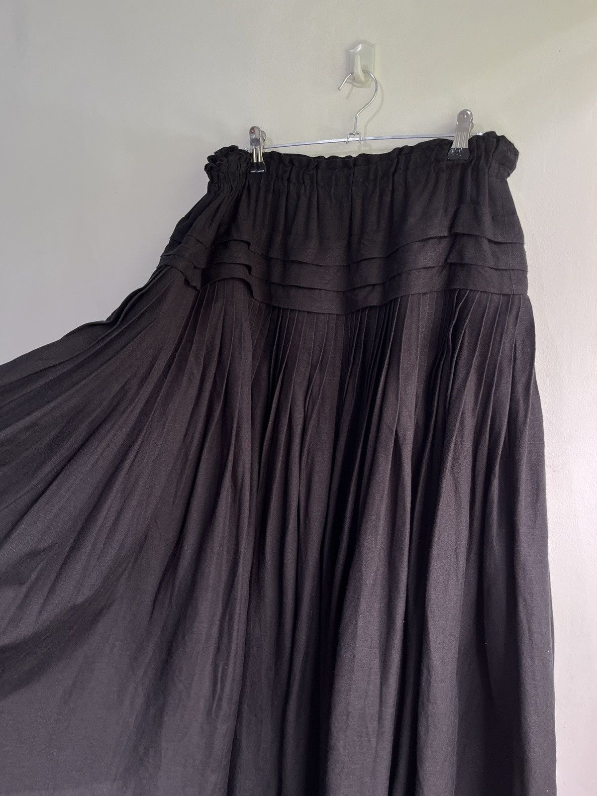 Limi Feu Wide Pleated Linen Skirt Size 28" / US 6 / IT 42 - 4 Thumbnail
