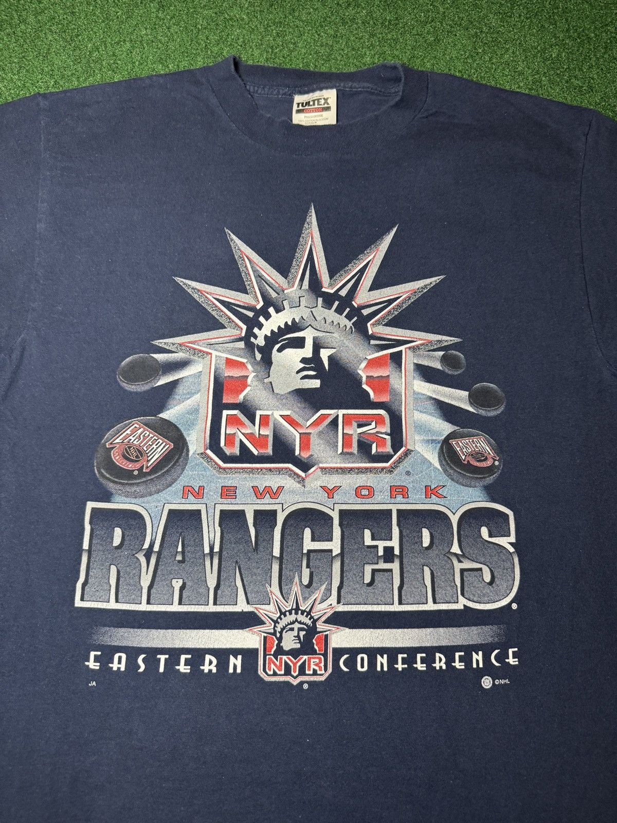 Starter Vintage 90s New York Rangers NHL Hockey Tultex T Shirt Size US L / EU 52-54 / 3 - 2 Thumbnail