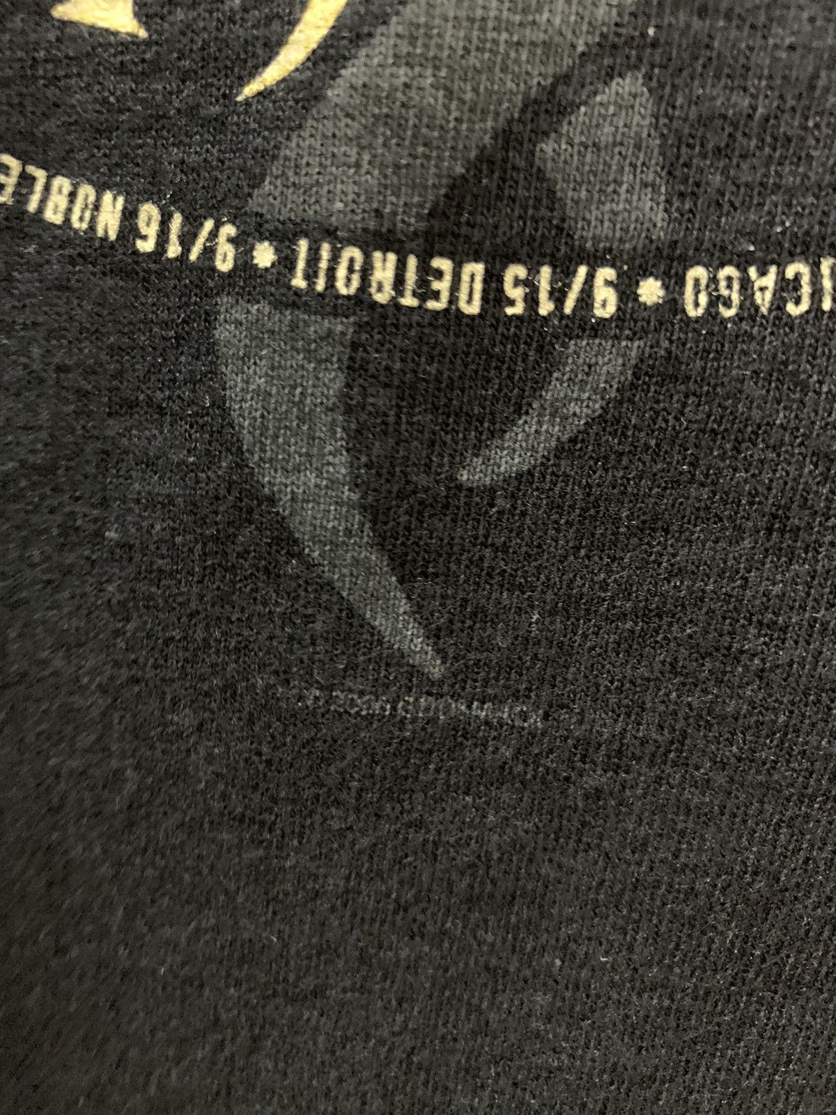 Band Tees VINTAGE 00s GODSMACK TOUR ⚡️ Size US L / EU 52-54 / 3 - 3 Thumbnail