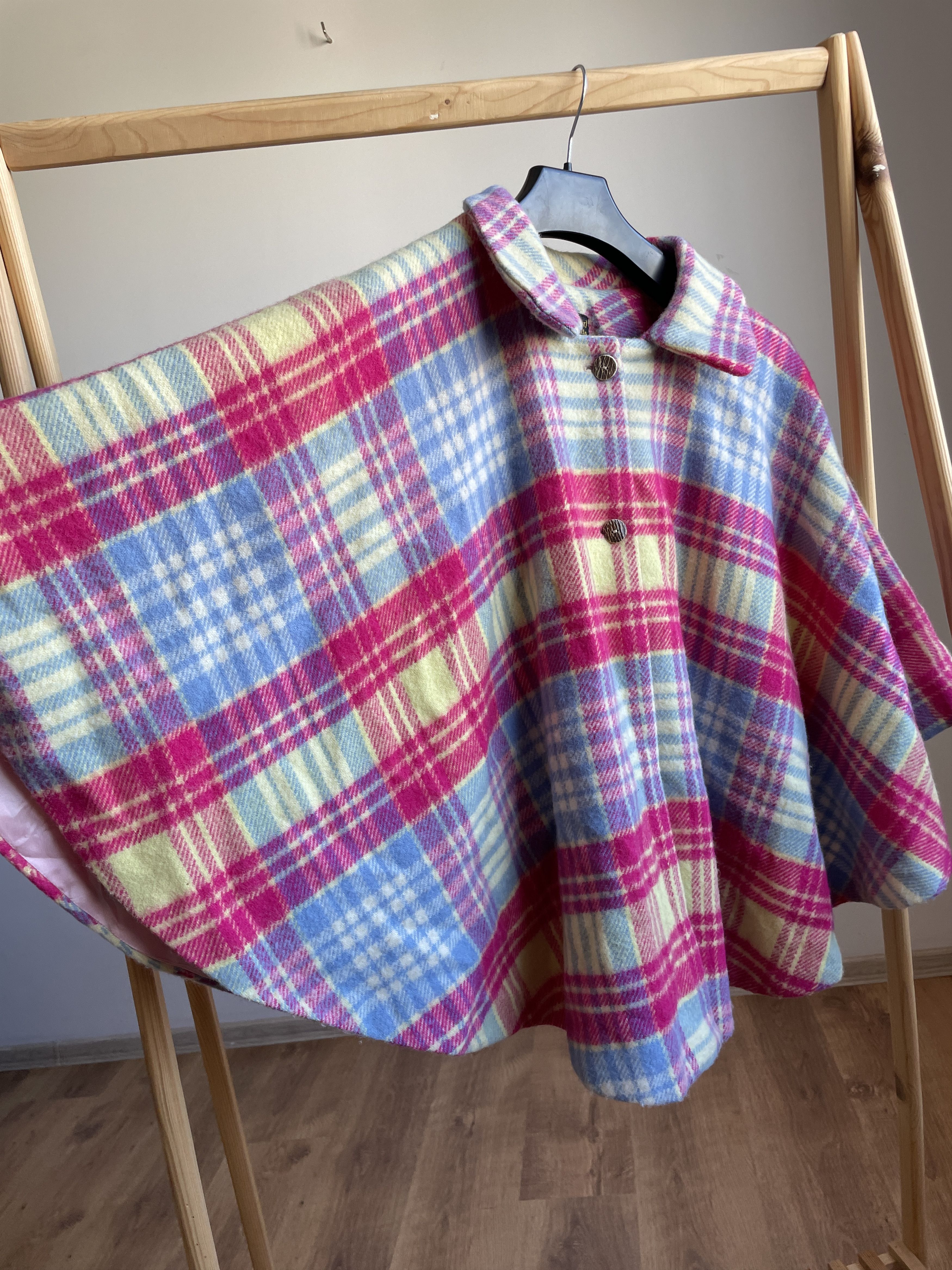Vintage Geoffrey Tailor Highland Crafts Vintage Womens Cape Poncho Size ONE SIZE - 4 Thumbnail