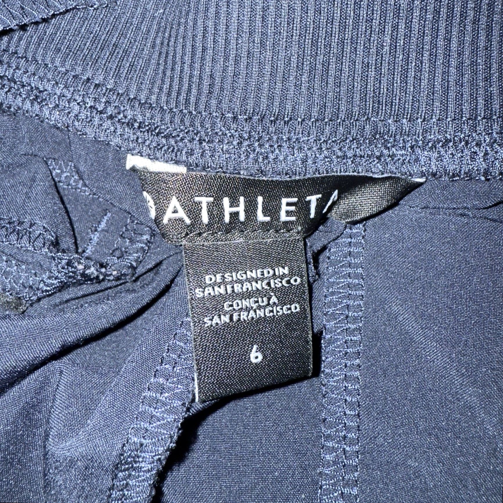 Athleta Athleta Blue Polyester Womens Ankle Pants Size 6 User: Athleta Blue Polyester Womens Ankle Pants Size 6 Size 28" / US 6 / IT 42 - 4 Thumbnail