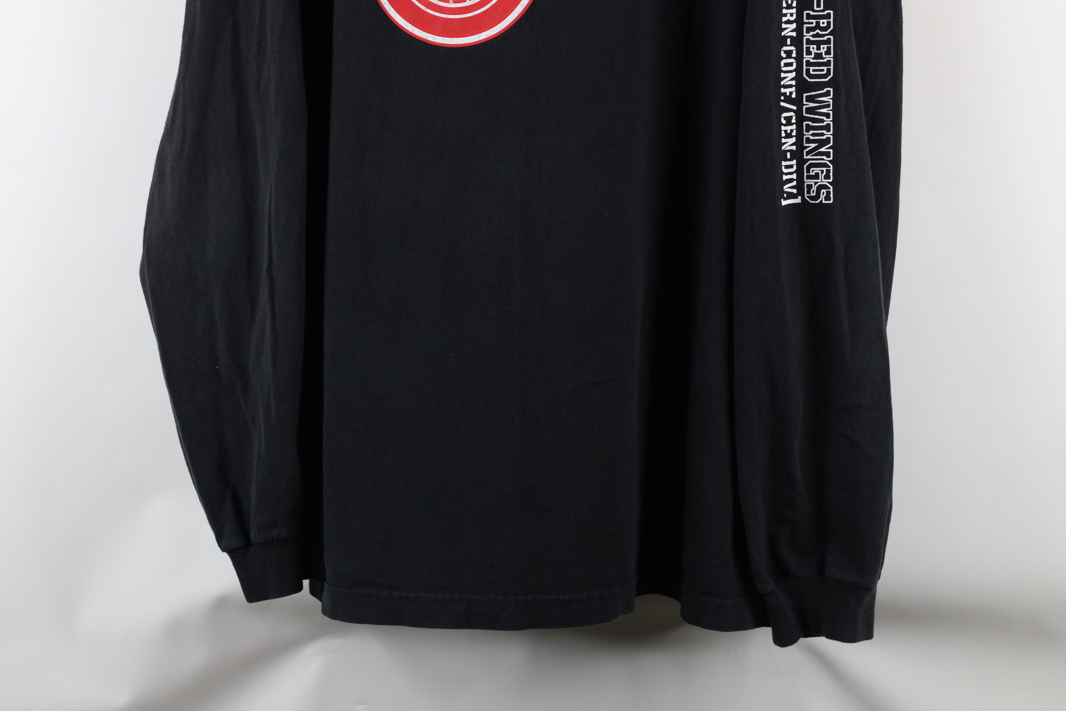 Reebok × Vintage Vintage Reebok Detroit Red Wings Hockey Long Sleeve T-Shirt Size US XL / EU 56 / 4 - 3 Thumbnail