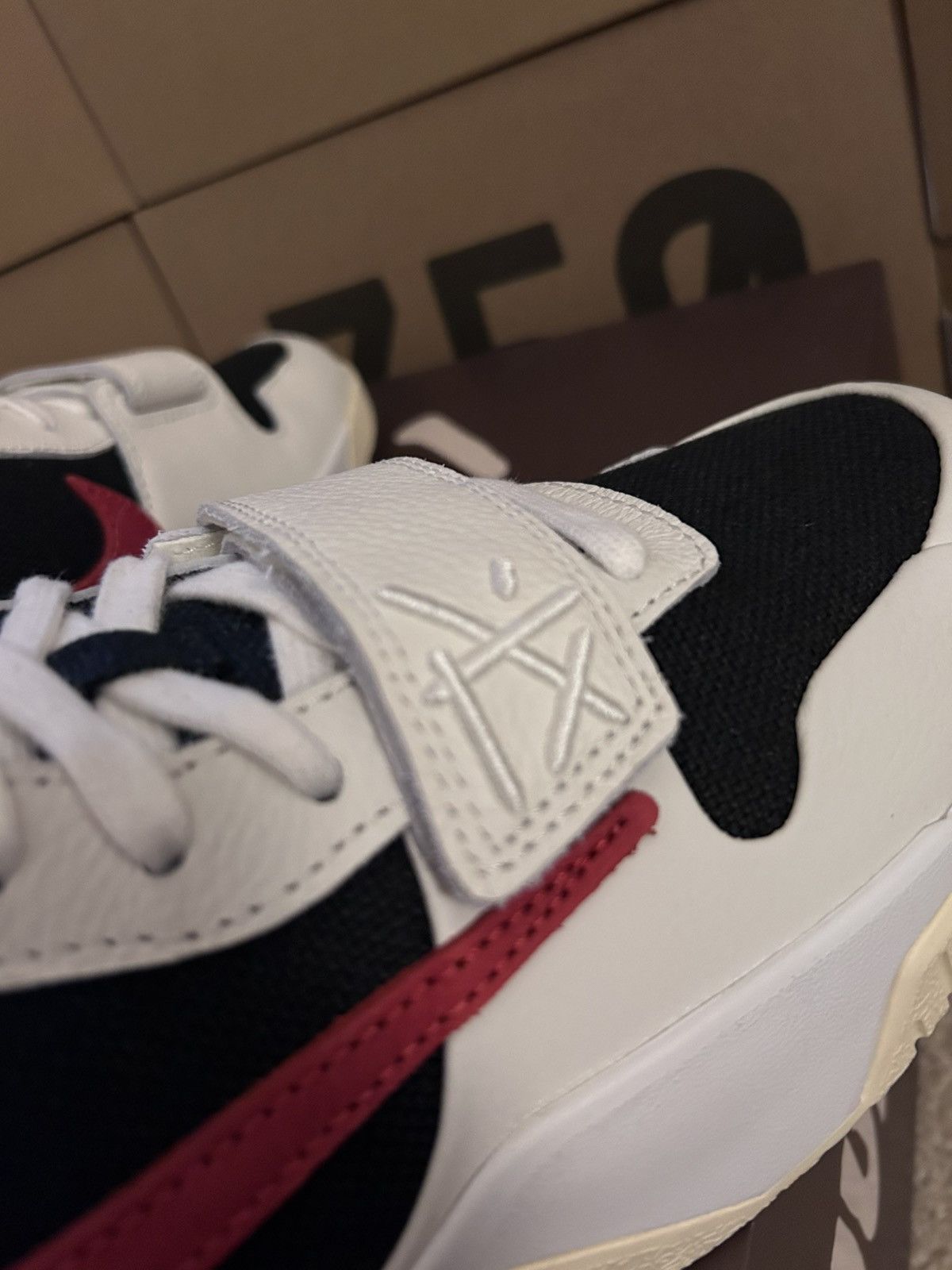 Nike × Travis Scott Jumpman Jack size 12.5 Mens Size US 12.5 / EU 45-46 - 6 Thumbnail