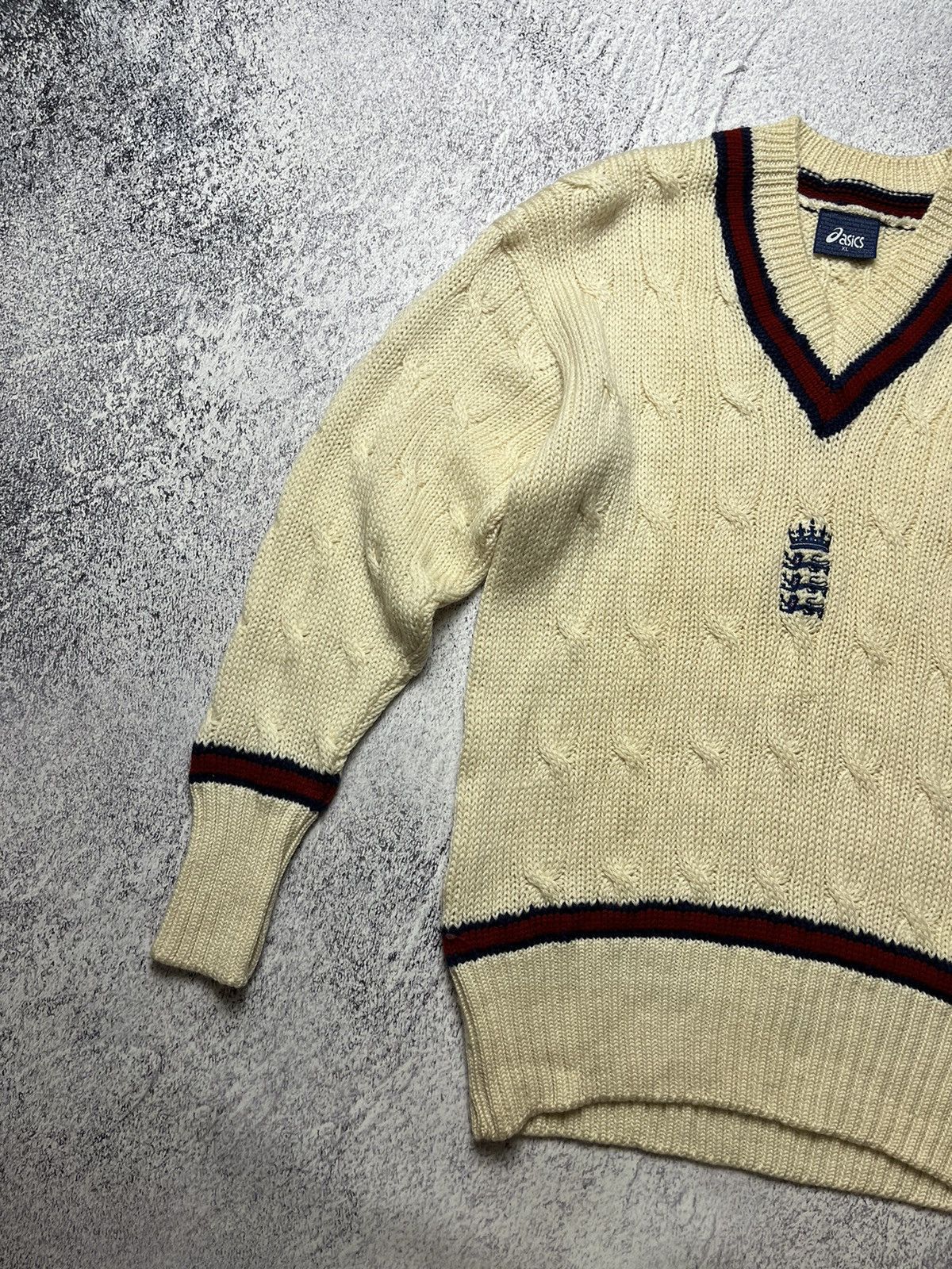 Asics Rare VINTAGE Asics Sweater England soocer football XL Size US XL / EU 56 / 4 - 2 Thumbnail