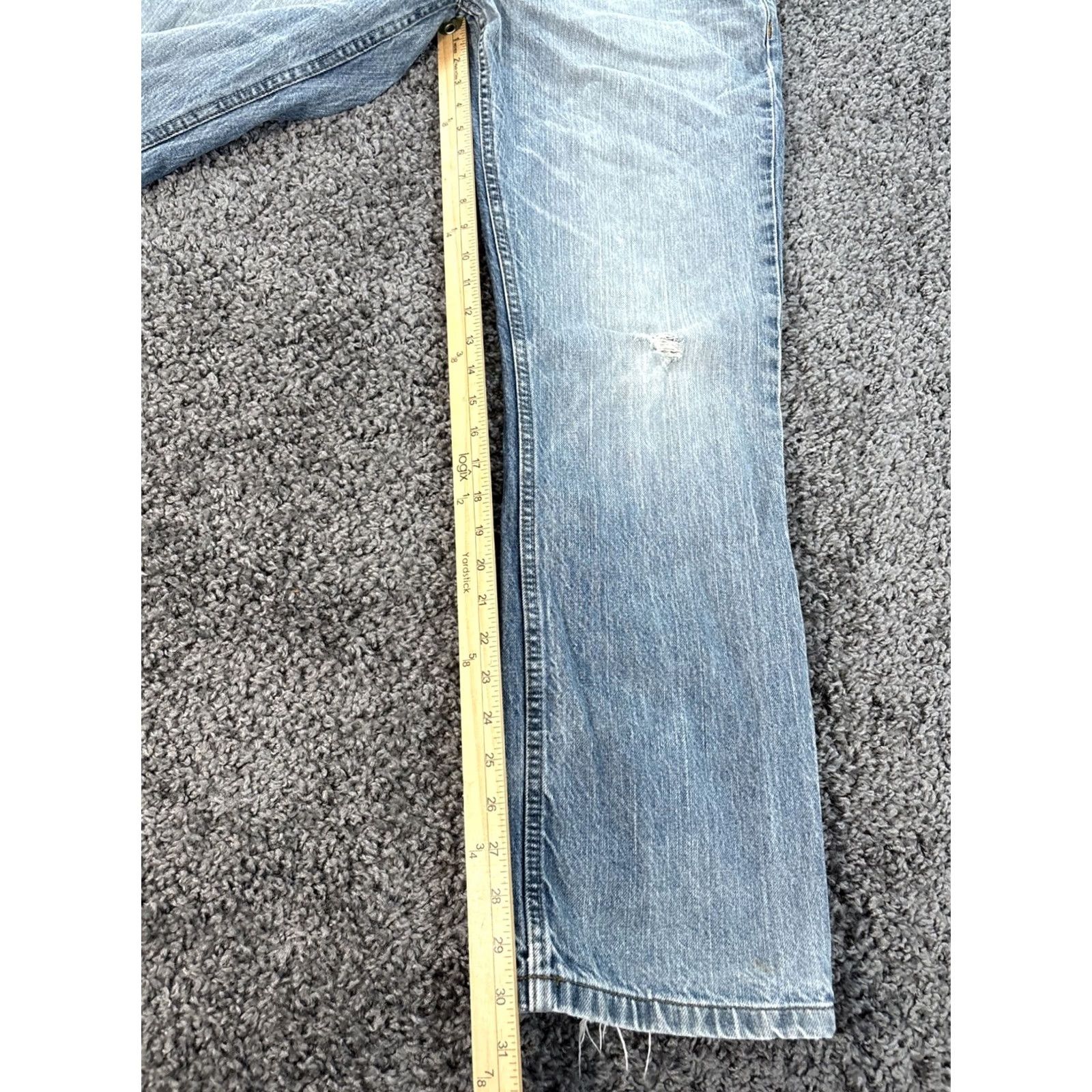 DKNY VINTAGE DKNY Jeans Mens 34x30 Light Wash Straight Distressed Grunge Y2K Blue Cotton Jeans Mens 34 Inseam 30 Size US 34 / EU 50 - 2 Thumbnail