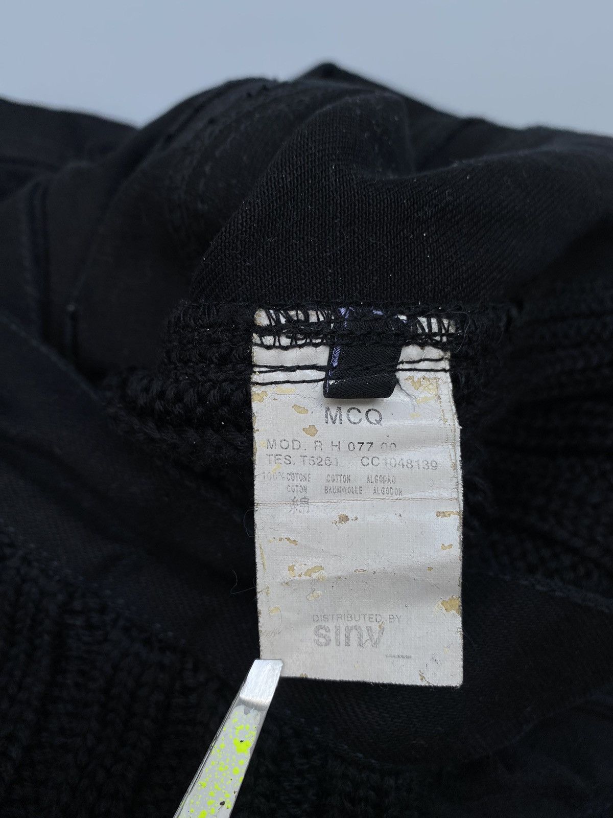 Alexander McQueen 2000s Alexander Mcqueen- Cargo Denim Knit Vest Size US M / EU 48-50 / 2 - 15 Thumbnail