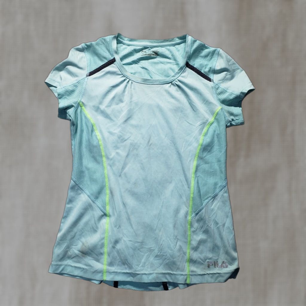 Fila FILA T Shirt Light Blue Sport Short Sleeve Athletic Polyester Workout Women's S Shirt Women S Blue 90s? Size S / US 4 / IT 40 - 1 Thumbnail