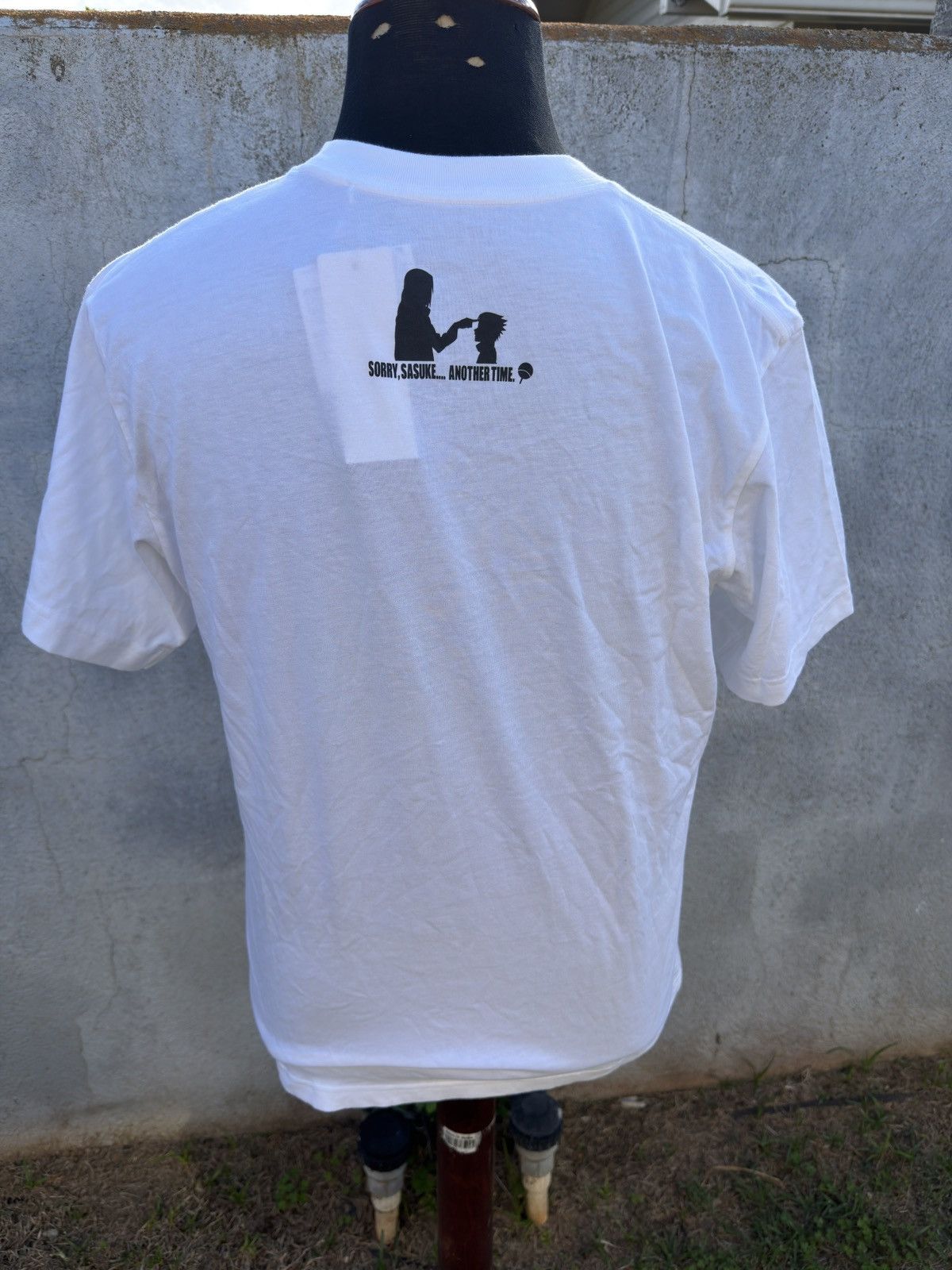 Uniqlo New Uniqlo x Naruto UT Japan White Sorry Sasuke Men's L Size US L / EU 52-54 / 3 - 2 Thumbnail