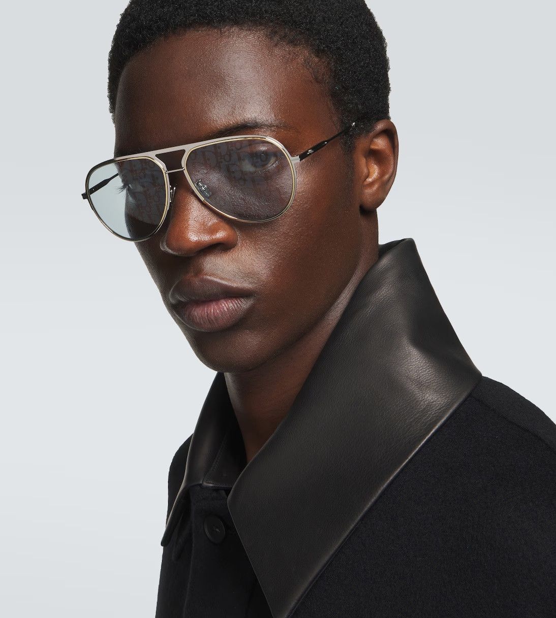 Dior Dior Sunglasses Photochromatic DIORESSENTIAL A2U F0I8 Size ONE SIZE - 9 Thumbnail
