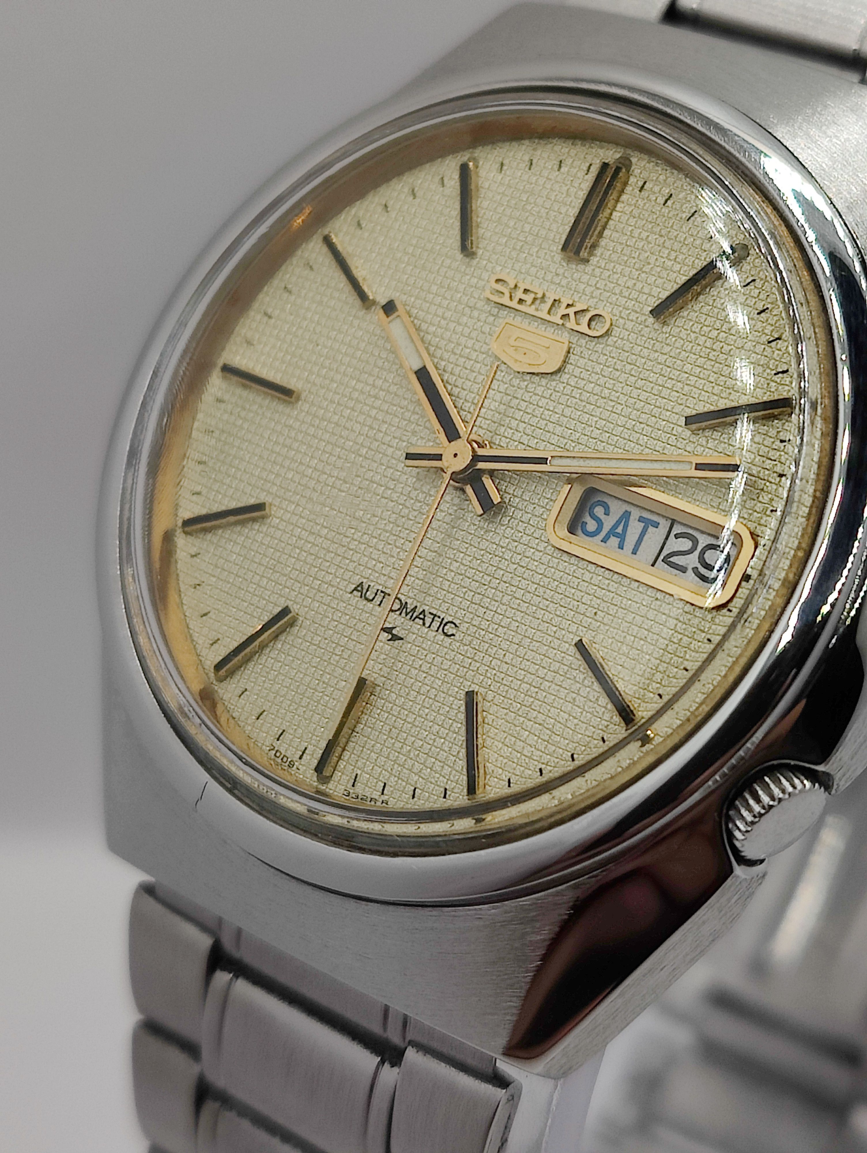 Seiko Seiko 5 Automatic Wrist Watch 17Jewels Day/Date Japan