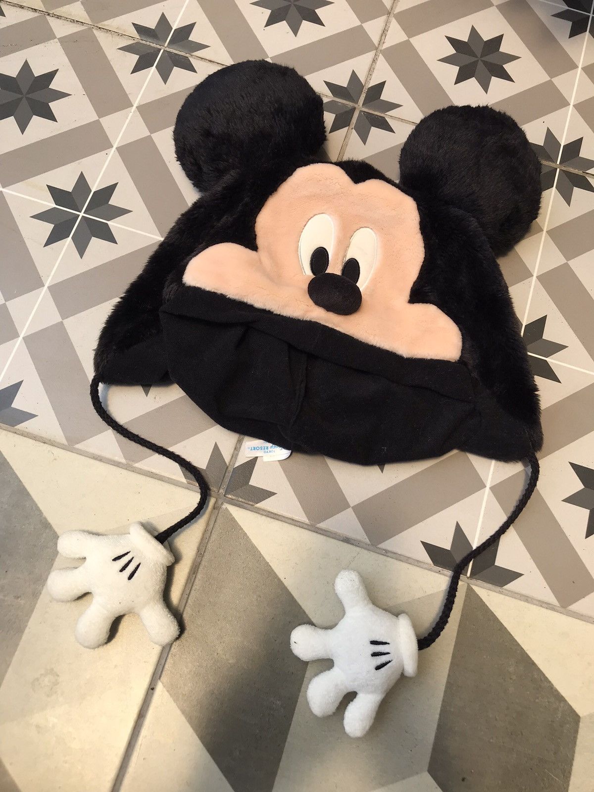 Disney × Japanese Brand AUTHENTIC MICKEY MOUSE CAP HAT Size ONE SIZE - 6 Thumbnail