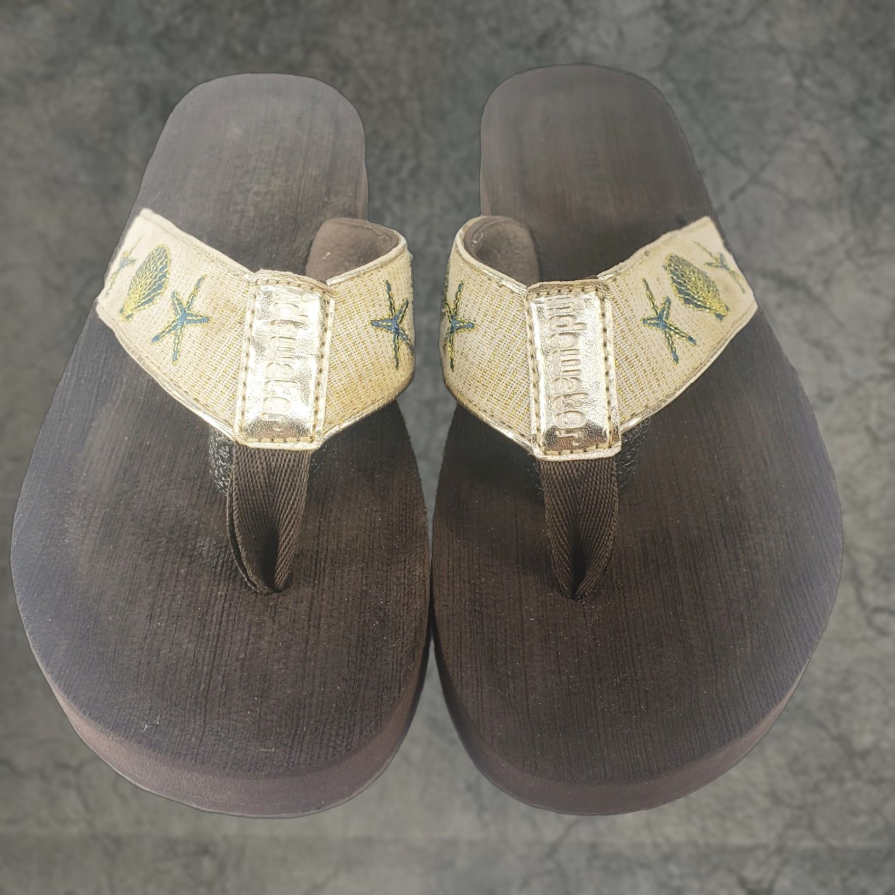 Vintage Tidewater Women's Flip Flops Thong Sandals Gold Starfish Pattern Slip On Size 6-7 Casual Beach Shoes Womens Size US 6 / IT 36 - 1 Thumbnail