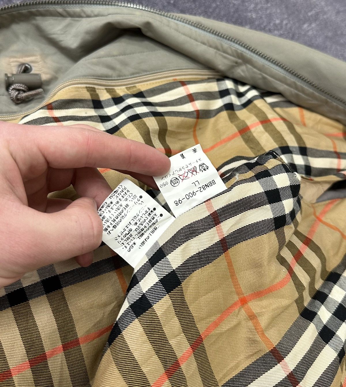 Burberry Vintage Burberry Nova Check Luxury Down Korean Parka Jacket Size US L / EU 52-54 / 3 - 23 Thumbnail