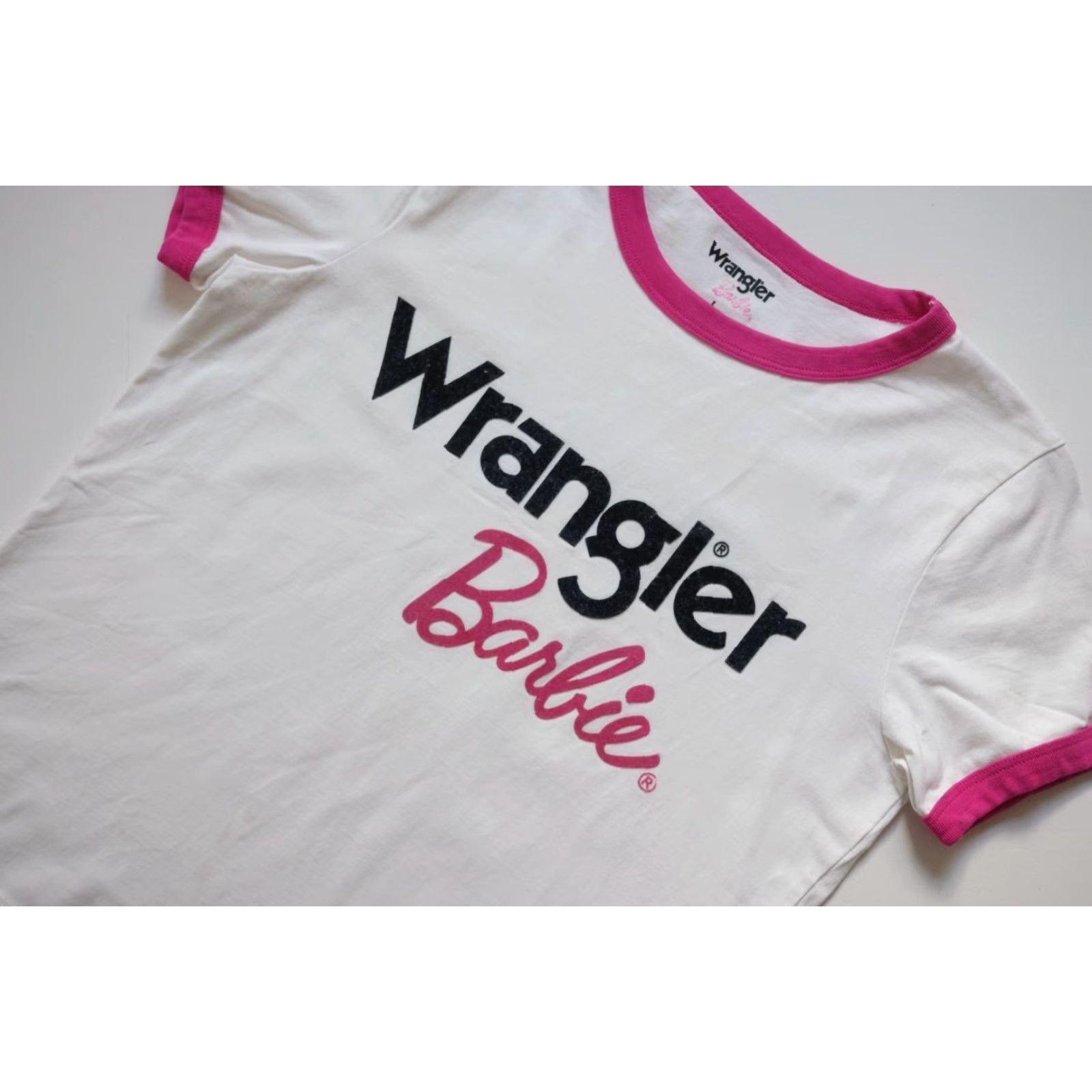 Fruit Of The Loom VINTAGE WRANGLER BARBIE MATTEL TOY DOLL WESTERN RINGER GRAPHIC WHITE PINK T SHIRT SZ L Size L / US 10 / IT 46 - 5 Thumbnail