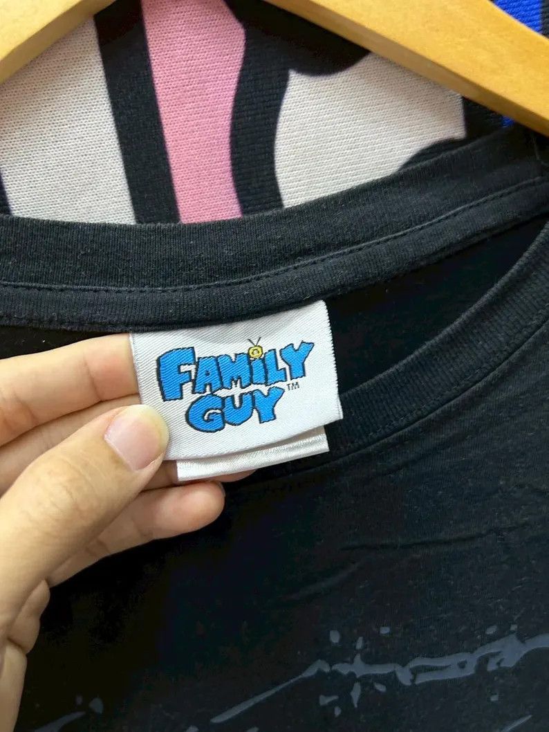 Vintage Vintage 2000s Family Guy tshirt size L Size US L / EU 52-54 / 3 - 5 Thumbnail