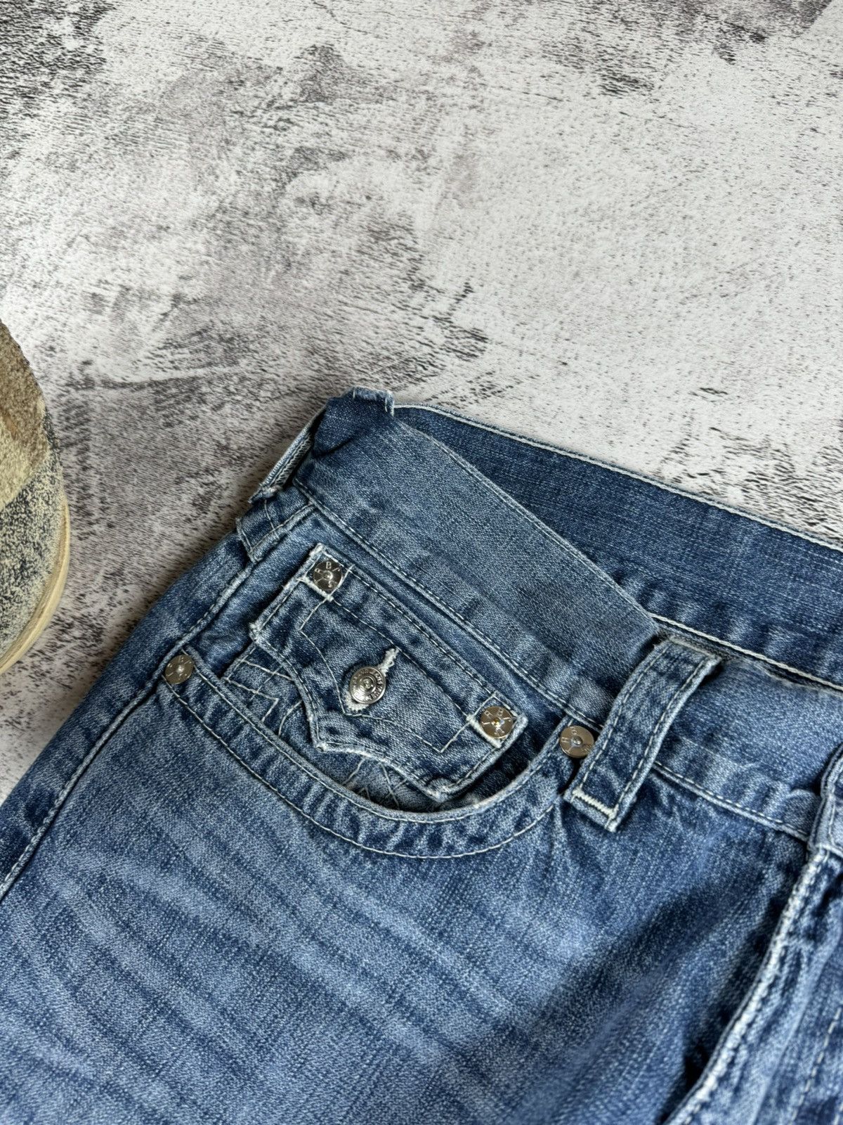 True Religion Vintage True Religion Y2K Distressed Faded Rap Jeans Denim Size US 32 / EU 48 - 15 Thumbnail