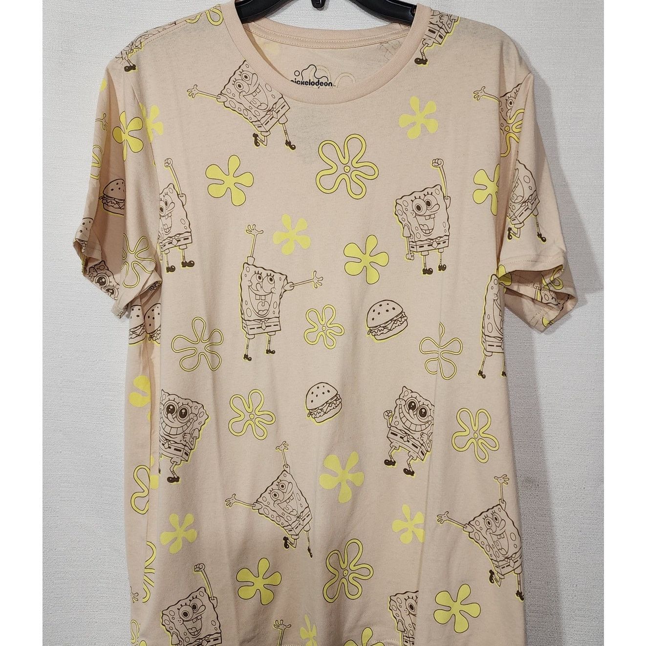 Peanuts SpongeBob and Krabby Patty men's medium short sleeve shirt Size US M / EU 48-50 / 2 - 1 Thumbnail