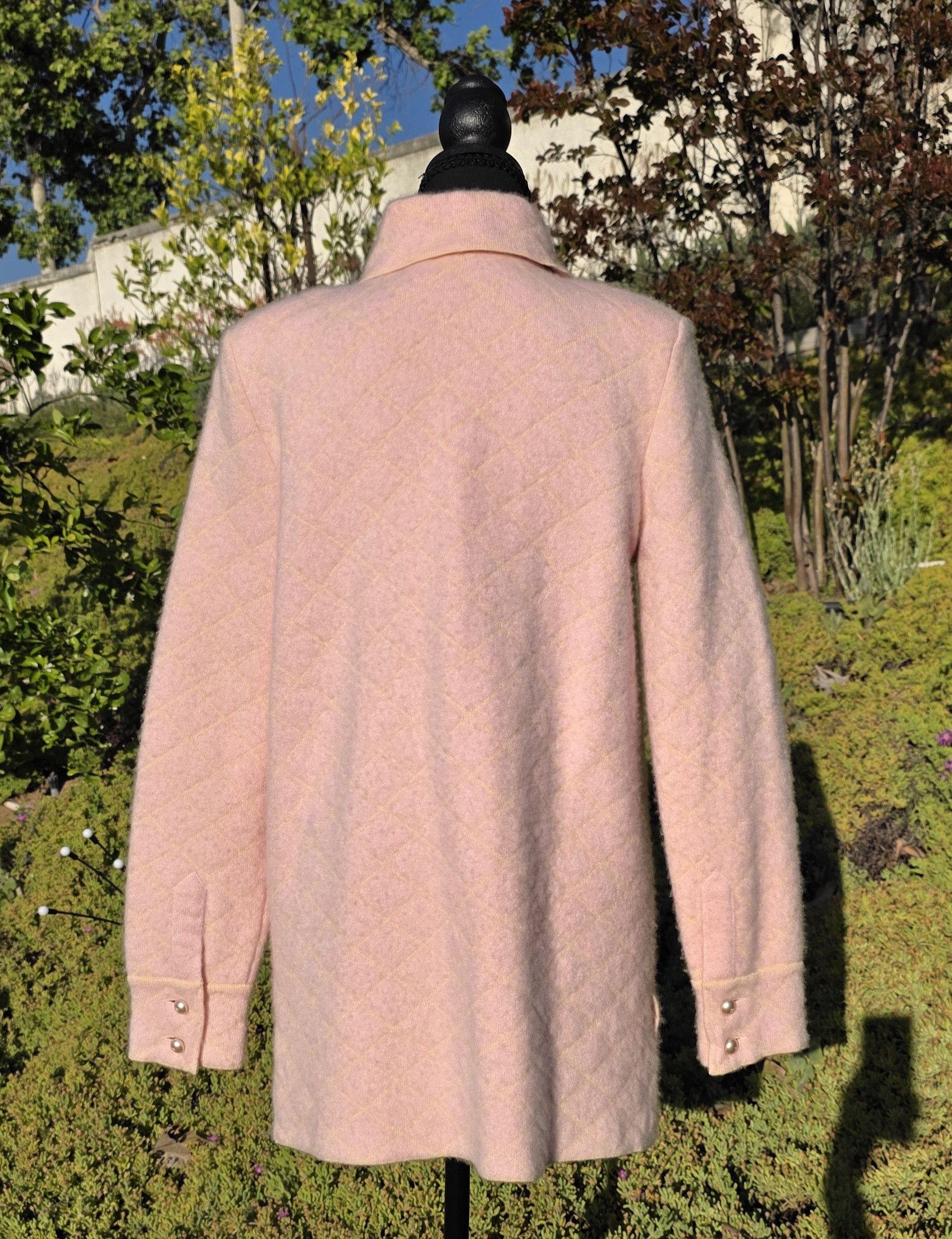 Chanel CHANEL Matelassé Pink Beige Knit Cardigan Jacket FR 38/US 6 Size S / US 4 / IT 40 - 4 Thumbnail