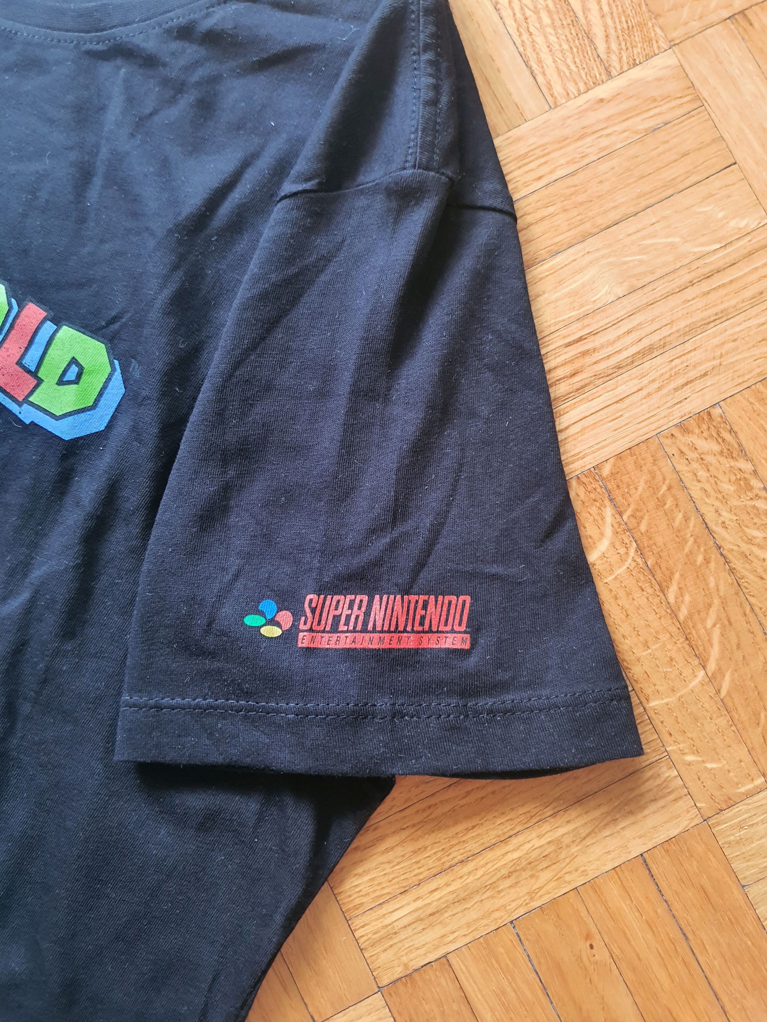 Nintendo BIOWORLD - Super Mario World (SNES) Graphic T-Shirt - 2017 Size US M / EU 48-50 / 2 - 7 Thumbnail