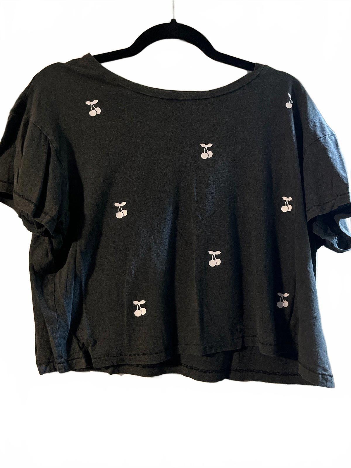 Pink PINK by Victoria's Secret Cropped Cherry Graphic Tee Size M / US 6-8 / IT 42-44 - 1 Thumbnail
