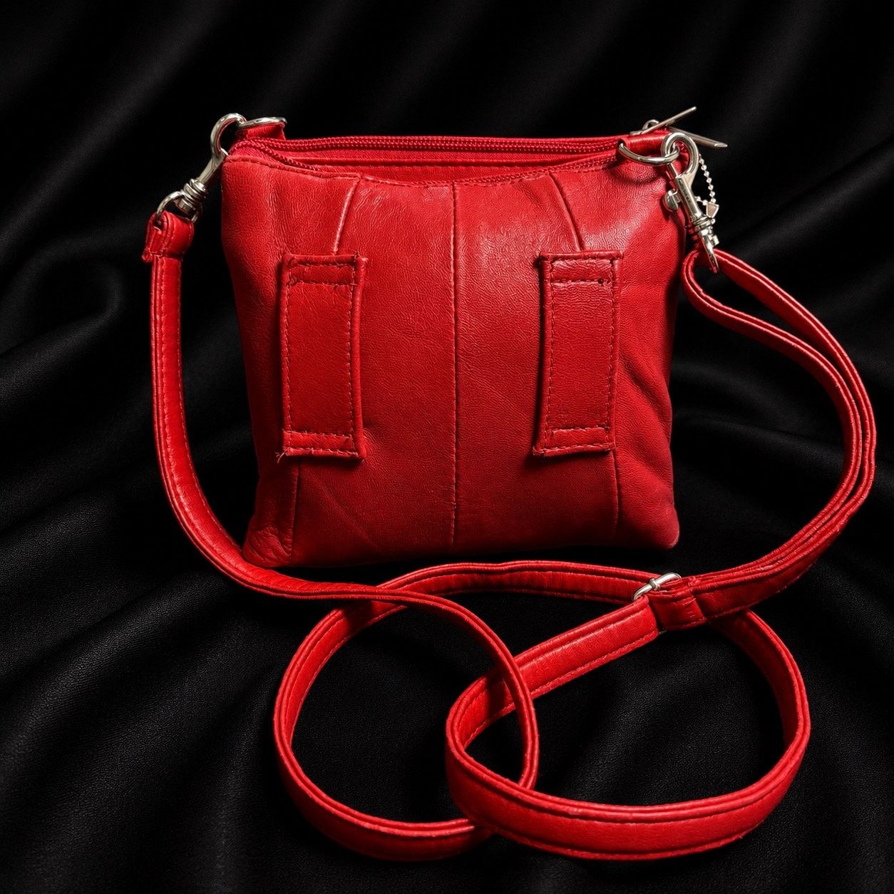 Other Red & Silver Purse Size ONE SIZE - 8 Thumbnail