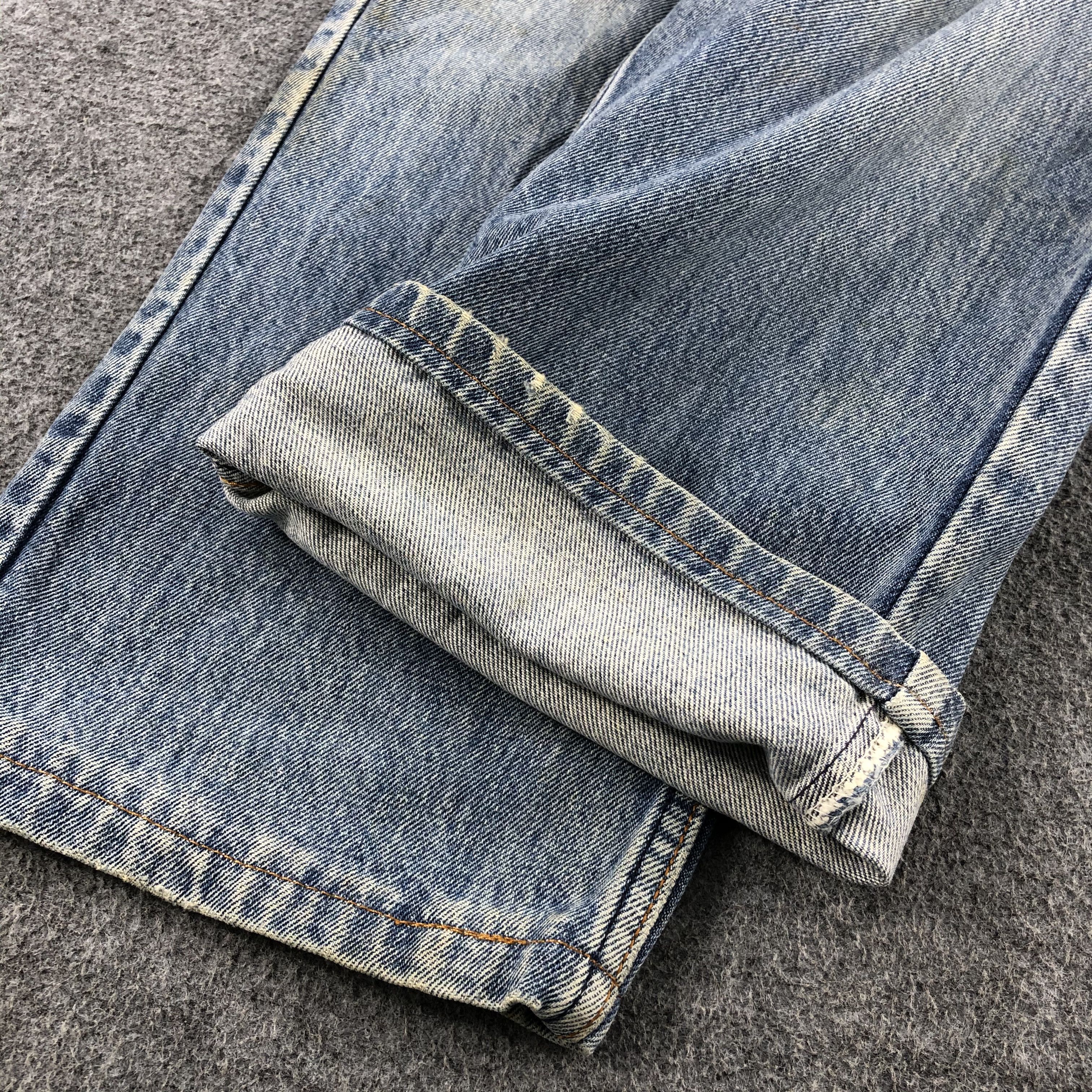 Levi's Vintage 90s Light Wash Levis Jeans-J1794 Size US 33 - 7 Thumbnail