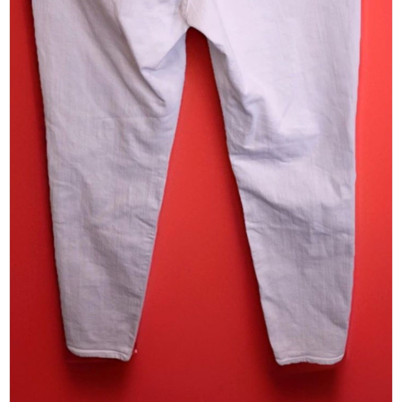 J.Crew J.Crew Slim Denim Jeans White 9” Mid Rise 31 Regular Inseam 27.25 Stretch Button Zip Womens Size 31 Jeans Cropped Size 24" / US 00 / IT 34 - 6 Thumbnail