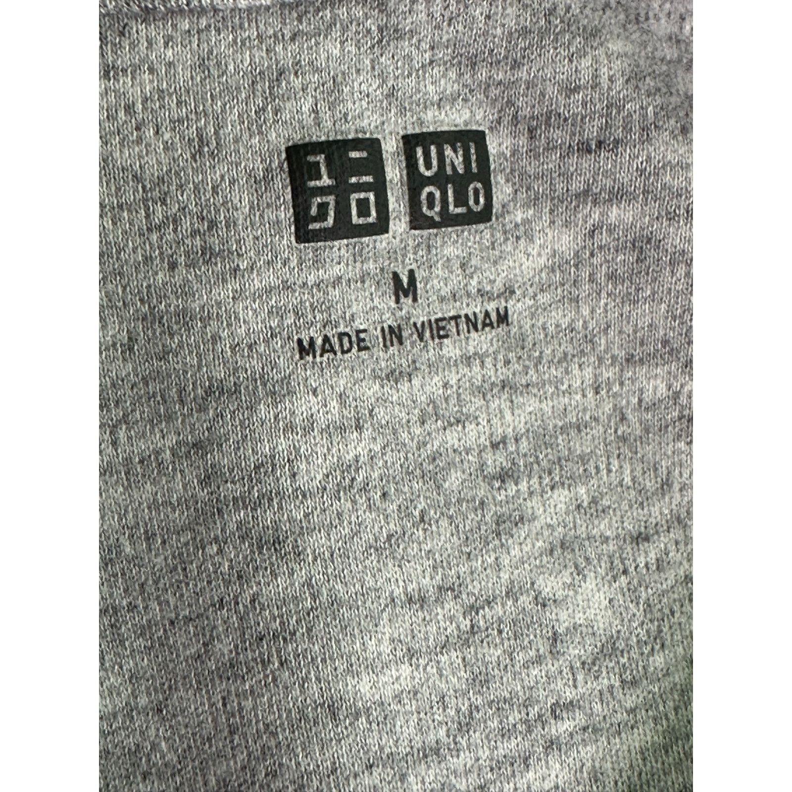 Uniqlo Uniqlo gray long sleeves tee size Medium Size M / US 6-8 / IT 42-44 - 3 Thumbnail