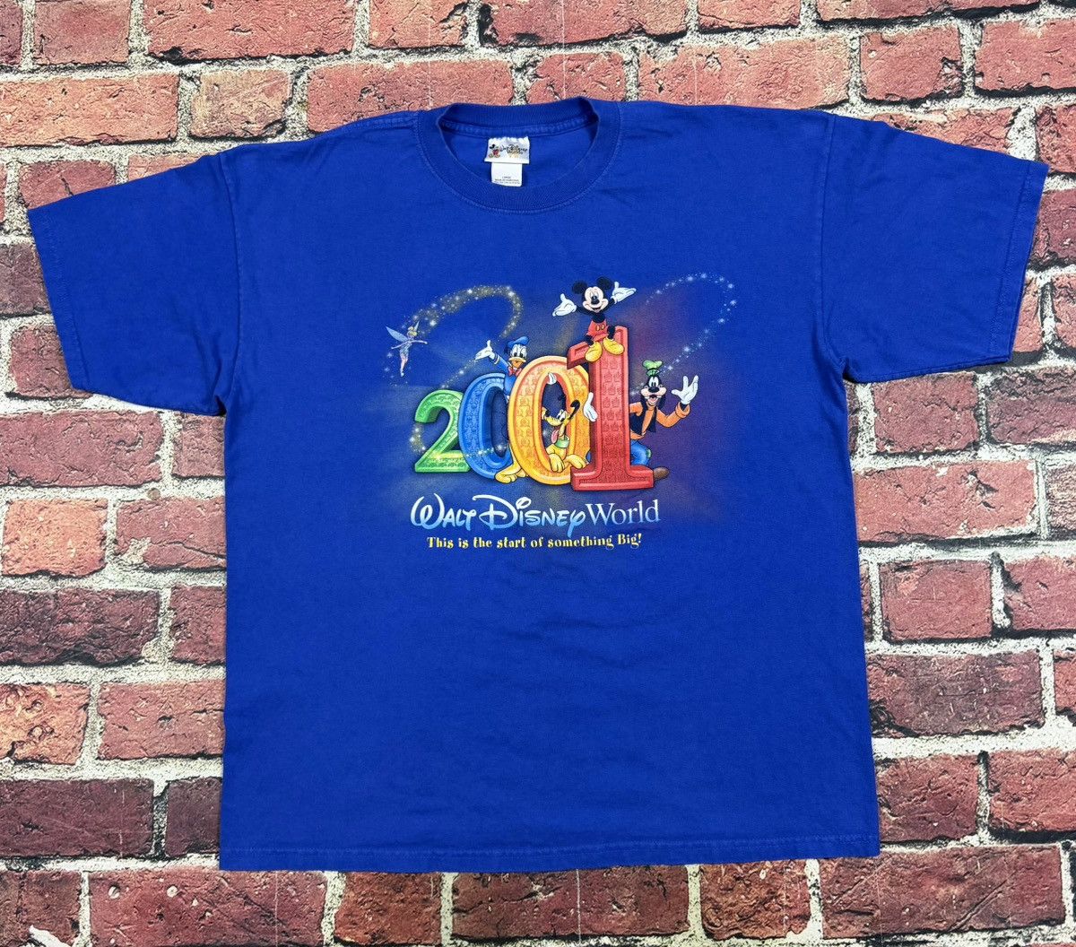 Disney Vintage Walt Disney World Tee 2001 Mickey Goofy Pluto Donald Size US L / EU 52-54 / 3 - 1 Thumbnail