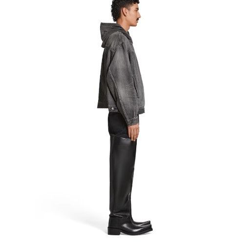 Balenciaga o1mt1gz0924 Pull-Over Jacket in Grey Size US L / EU 52-54 / 3 - 5 Thumbnail