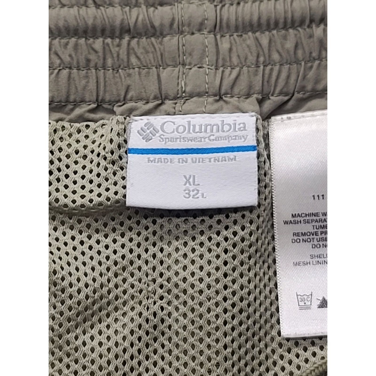 Vintage Columbia PFG Cargo Pants Mens XL Regular Beige Nylon 34x32 Zip Convertible Outdoors Lightweight Moisture Wicking Pockets Size US 36 / EU 52 - 3 Thumbnail