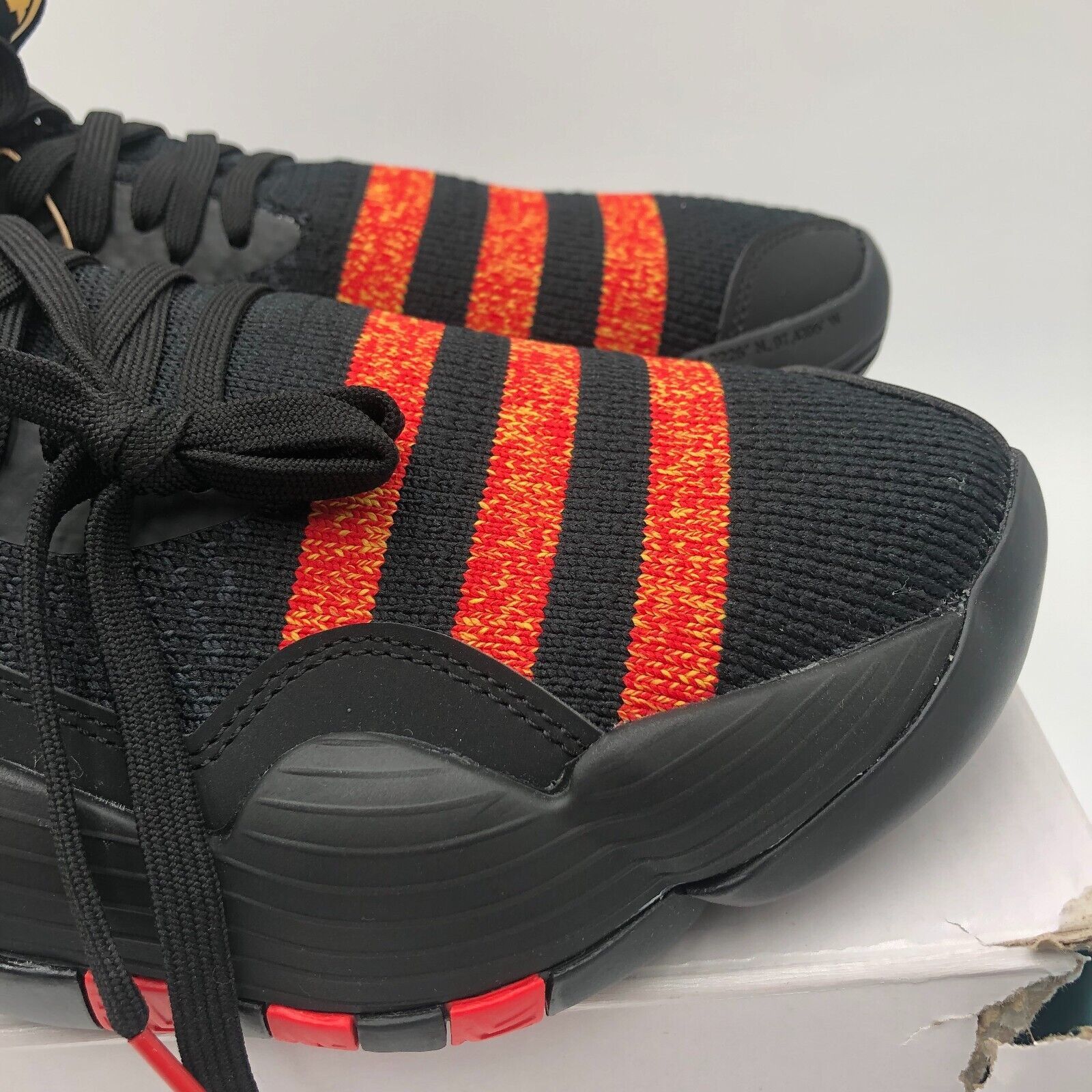 Adidas Adidas Trae Young 2 Men's Size 10 Hawks Black Red Size US 10 / EU 43 - 12 Thumbnail