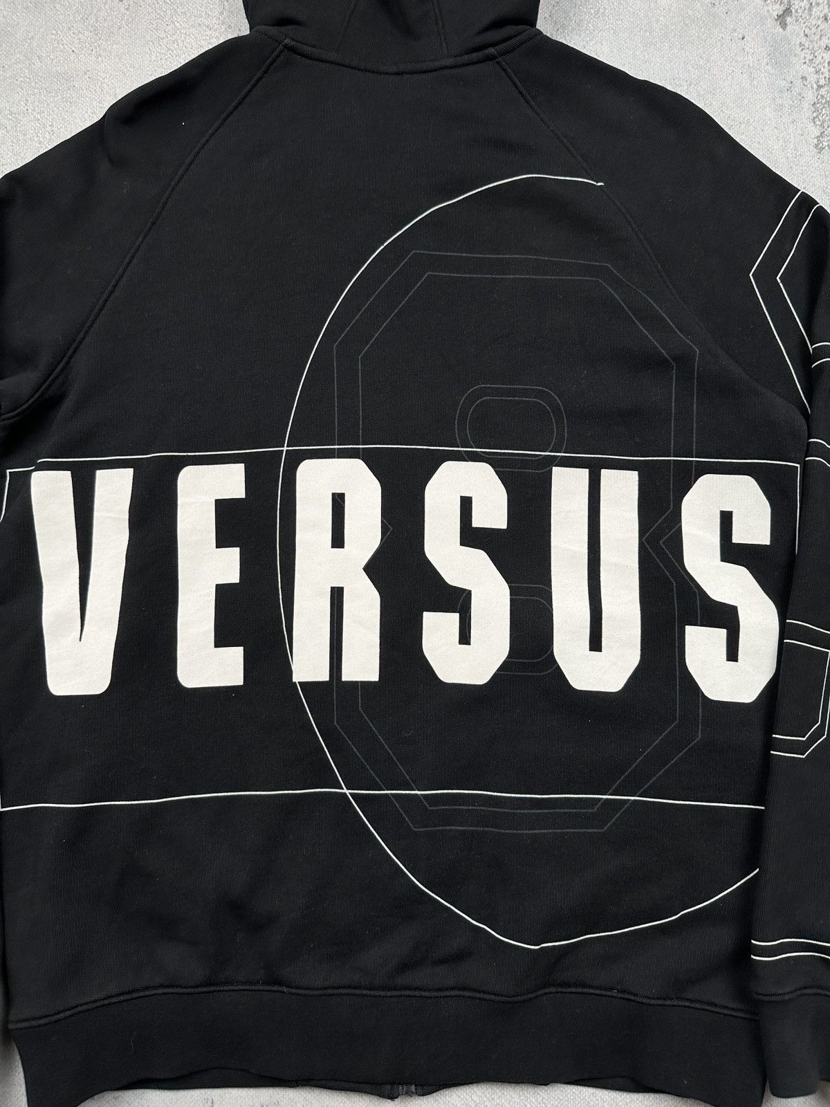 Versus Versace Versus Versace Black Full Zip Hoodie Geometric Print Rare S Size US S / EU 44-46 / 1 - 7 Thumbnail