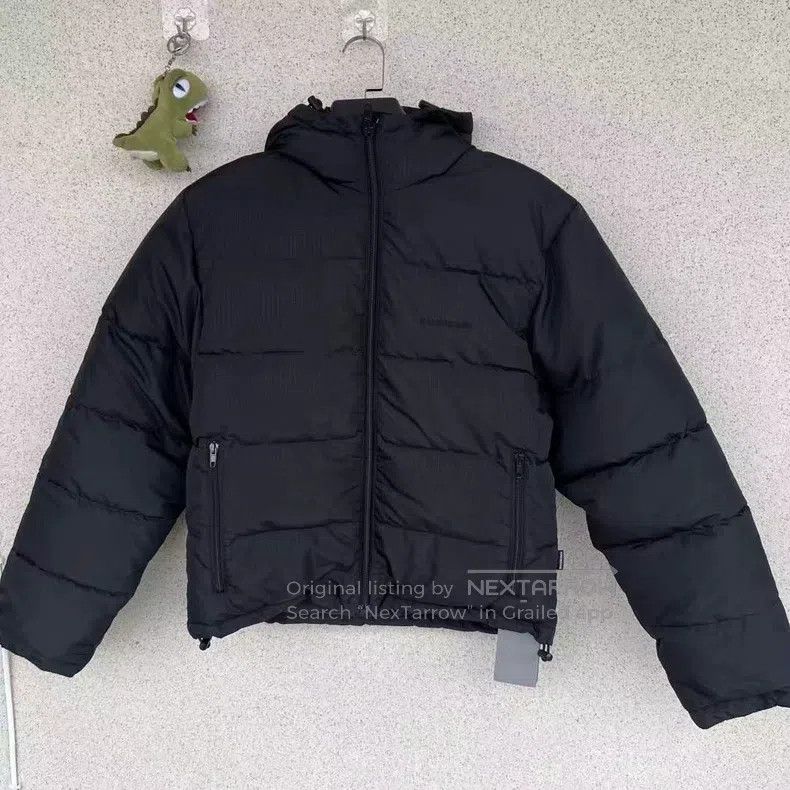 Balenciaga Balenciaga Small Logo Puffer Jacket Size XXS / US 00 / IT 34 - 1 Thumbnail