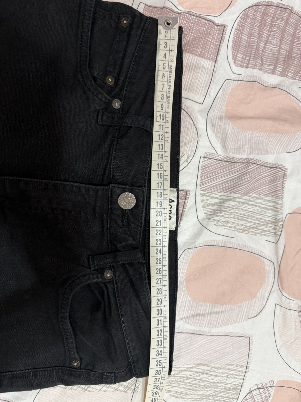 Acne Studios Acne Studios Black Jeans Size 29/32 Size US 29 - 4 Thumbnail
