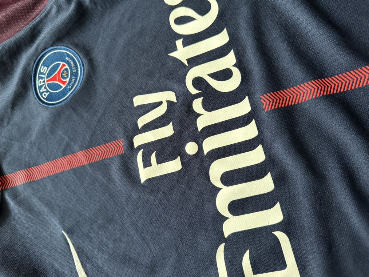 Nike PSG football shirt jersey 2017/18 training tee men’s M Size US M / EU 48-50 / 2 - 6 Thumbnail